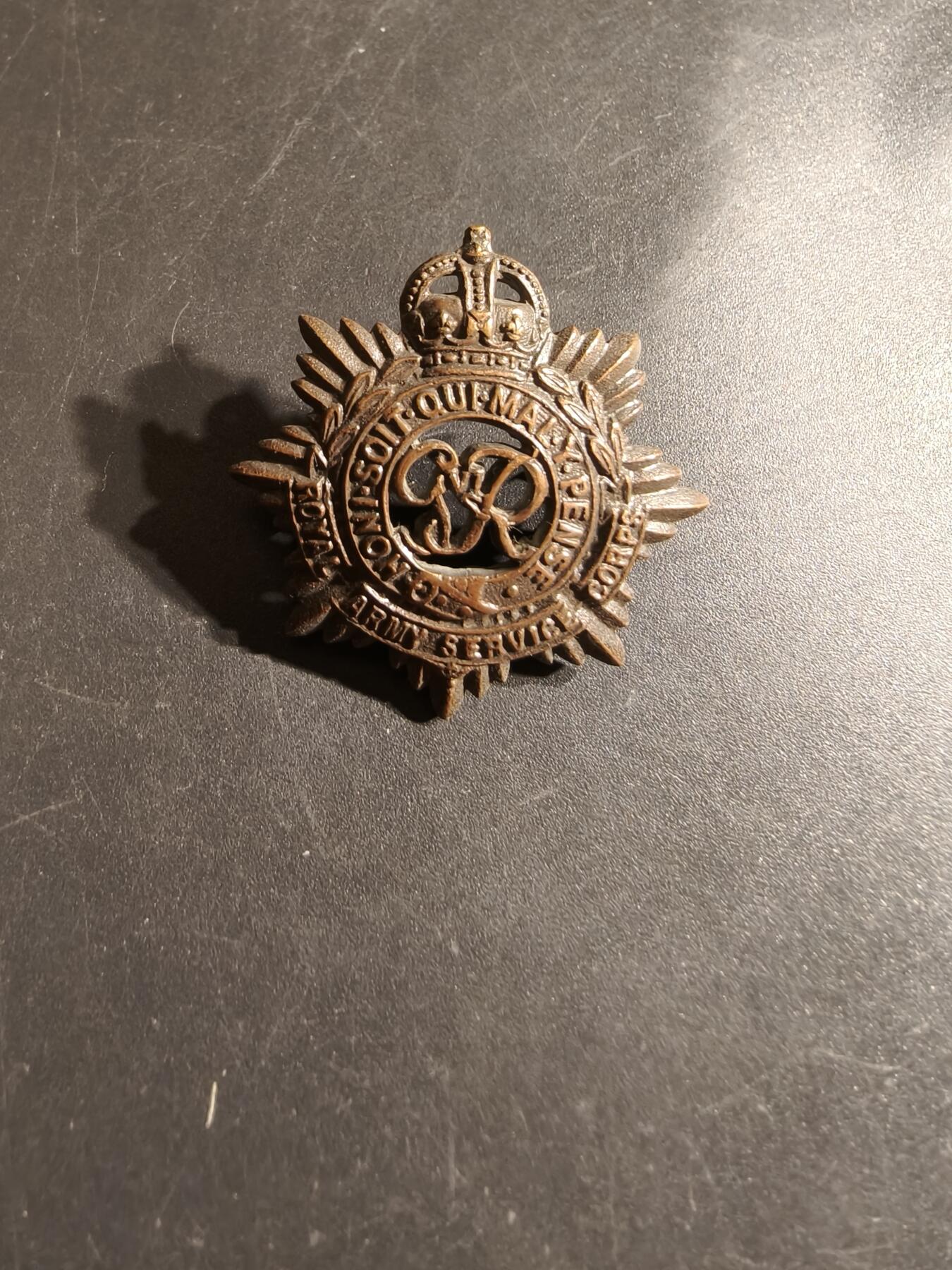 老王徽章第164期  英国皇家陆军服务兵团领章     二战时期