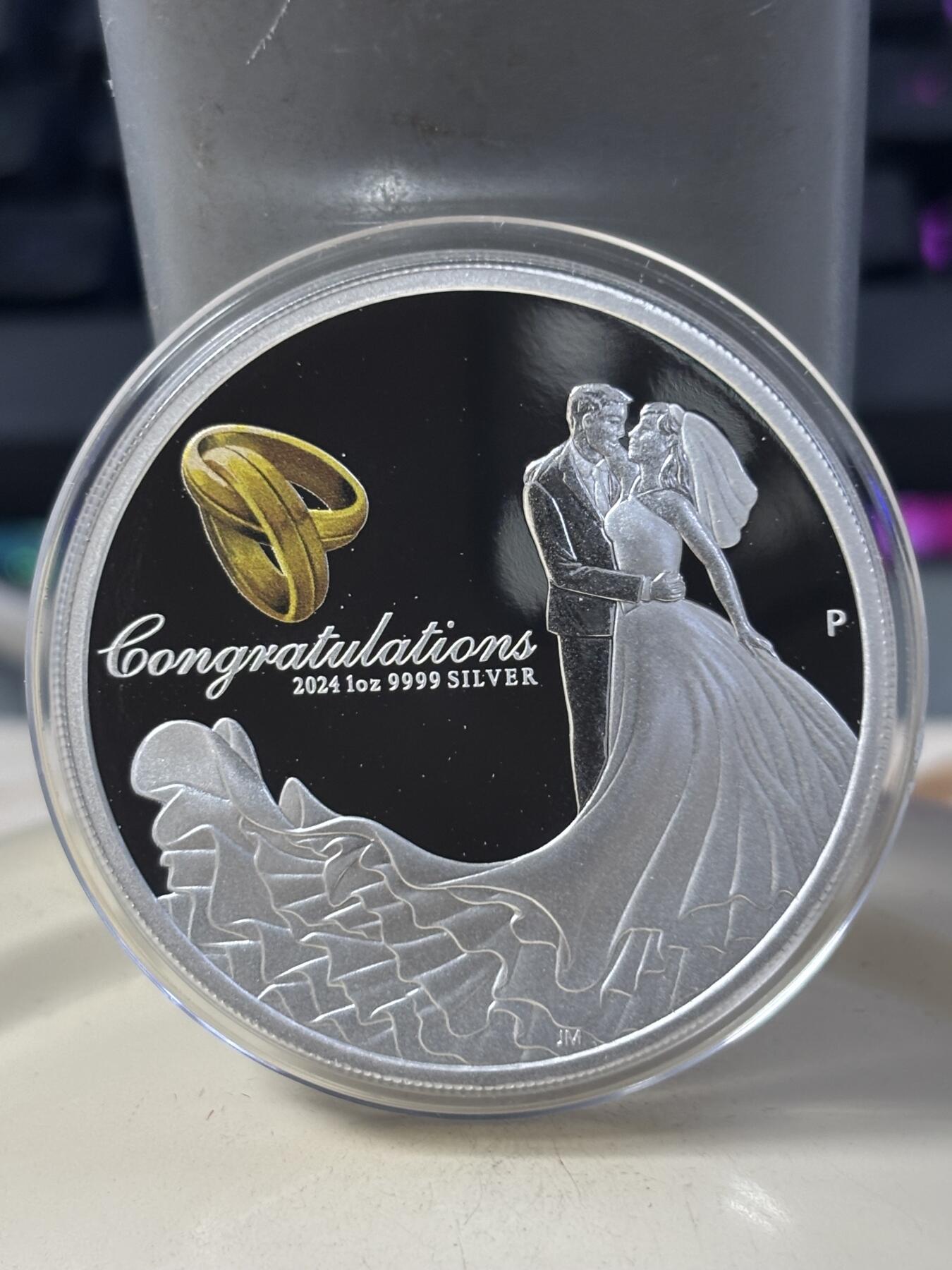 第182期拍卖 澳大利亚2024年爱情婚礼1盎司精制纪念银币，9999银