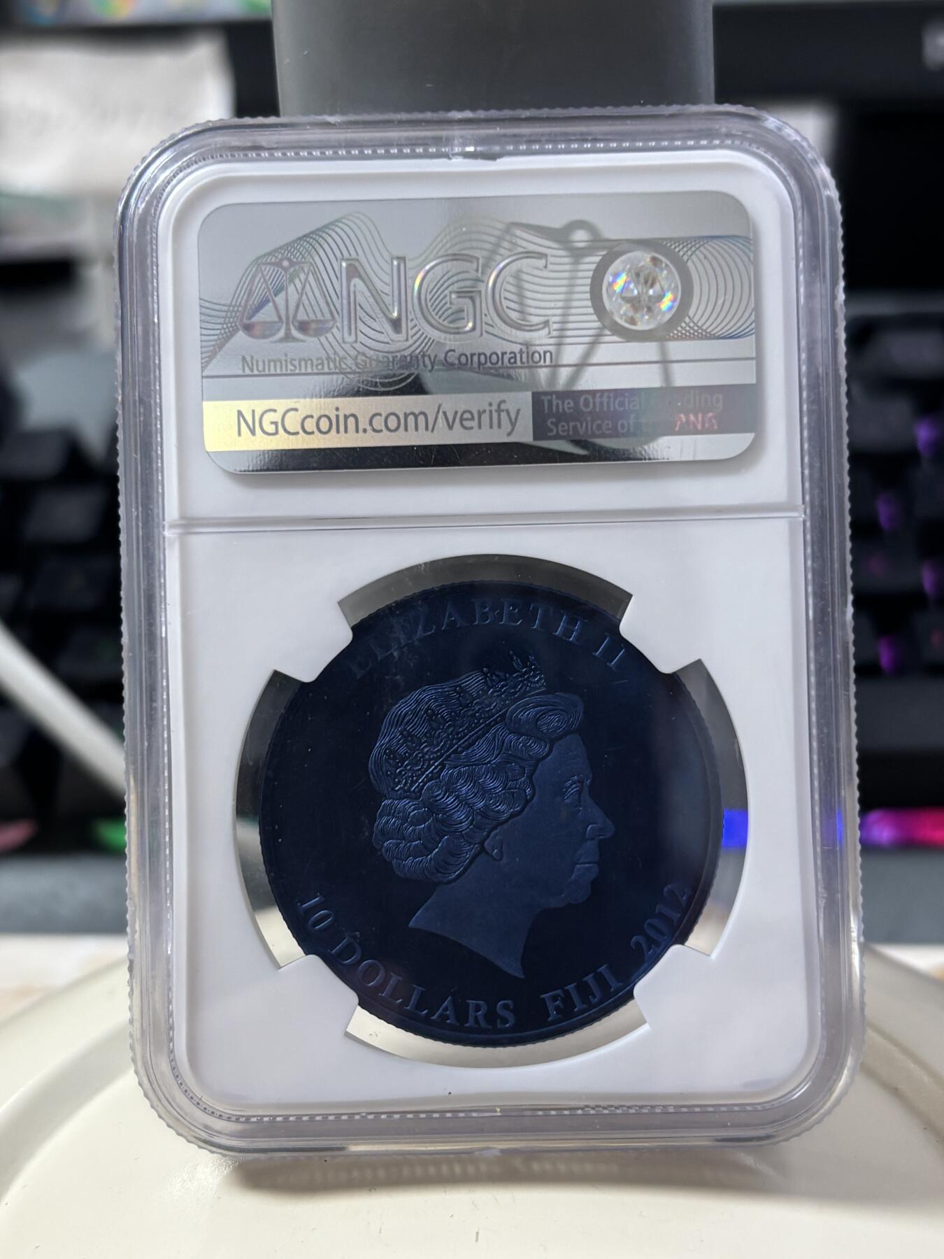 第182期拍卖 斐济2012年蓝色生肖龙1盎司钽金属纪念币NGC-PF70，995钽，发行1000枚