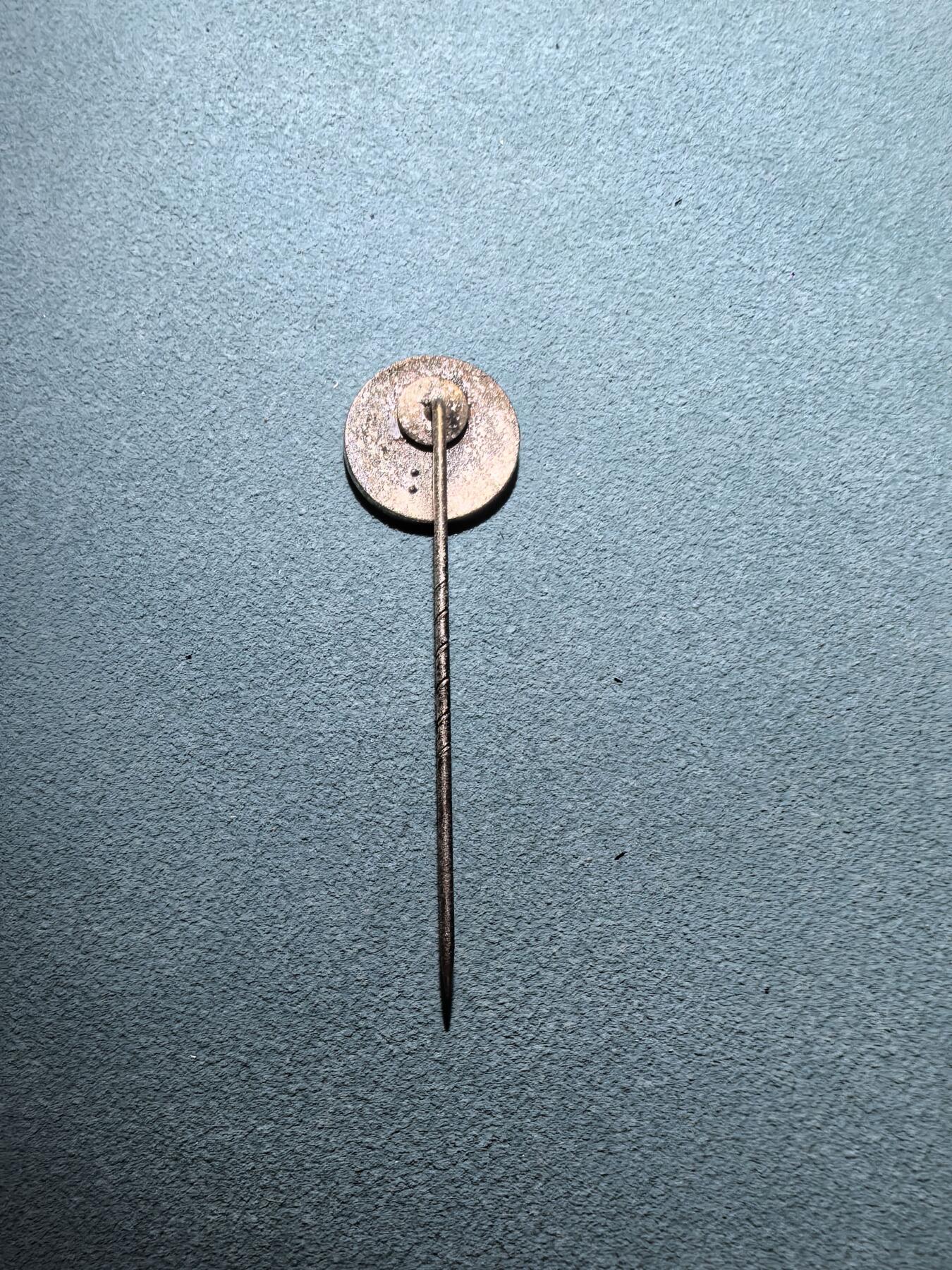 盛世勋华——号角文化勋章邮票专场拍卖第288期 德国（1939）NS飞行团（NSFK）滑翔飞行证章别针