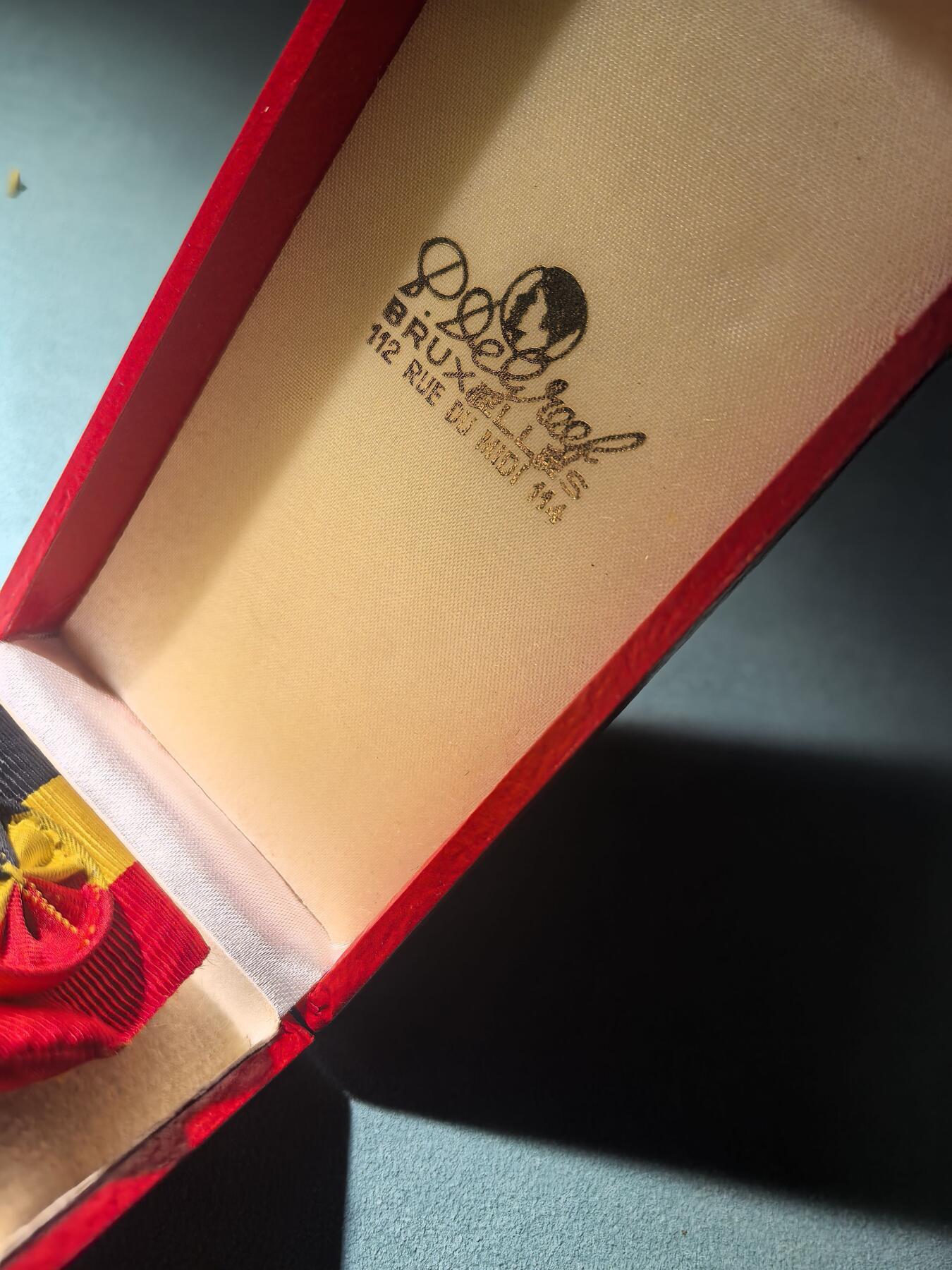 盛世勋华——号角文化勋章邮票专场拍卖第288期 比利时一级劳动功勋奖章  银制 带原盒 带厂标