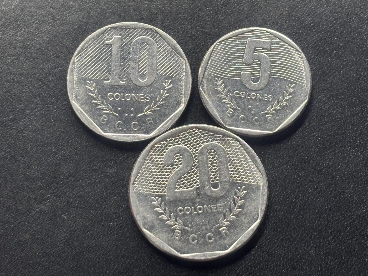 邮泉阁限时拍卖第三十六场 美洲硬币专场（硬币在国外。请付邮费6元。）