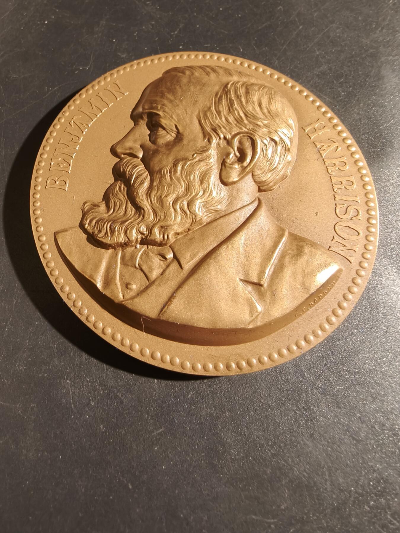 老王徽章第164期   美国铸币局本杰明·哈里森总统（1889-1893）大铜章      原盒      直径76mm.     重量249.5g