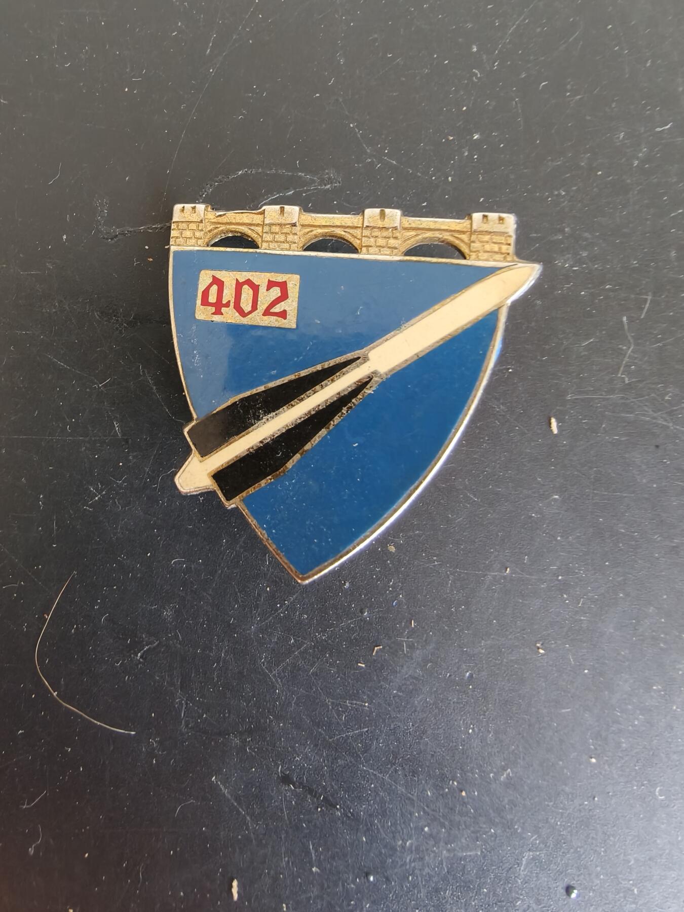 老王徽章第164期 法国第402空军基地证章 