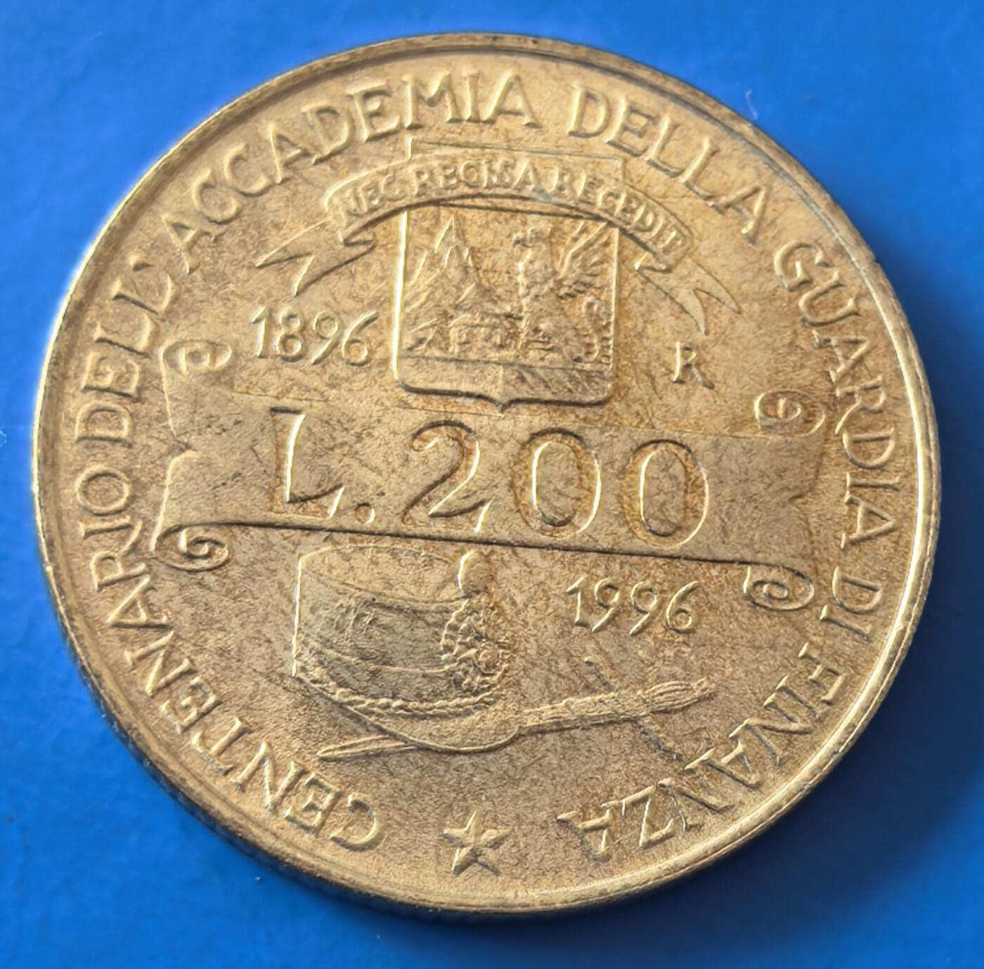 外国优质老铜币银币，周六九点倒数截拍，满百包邮，可寄存半年，喜欢朋友微信扫描二维码可直接参拍 意大利1996年纪念币