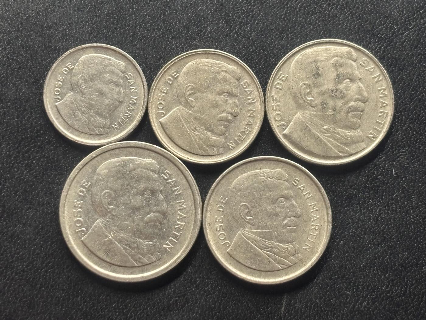 邮泉阁限时拍卖第三十六场 美洲硬币专场（硬币在国外。请付邮费6元。） 阿根廷1950年代5枚