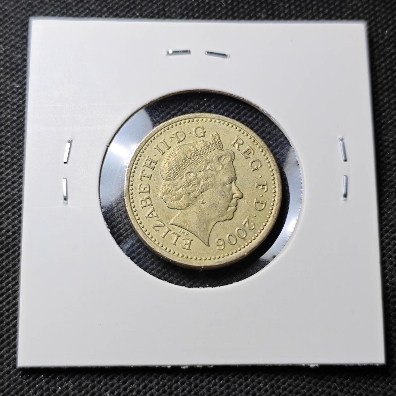 KK钱币收藏小铺  第374场  2月预留时间 周末发货 2006 英国1镑 拱门