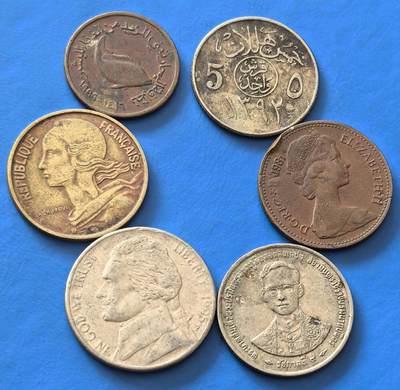 外国优质老铜币银币，周六九点倒数截拍，满百包邮，可寄存半年，喜欢朋友微信扫描二维码可直接参拍 - 散币6枚