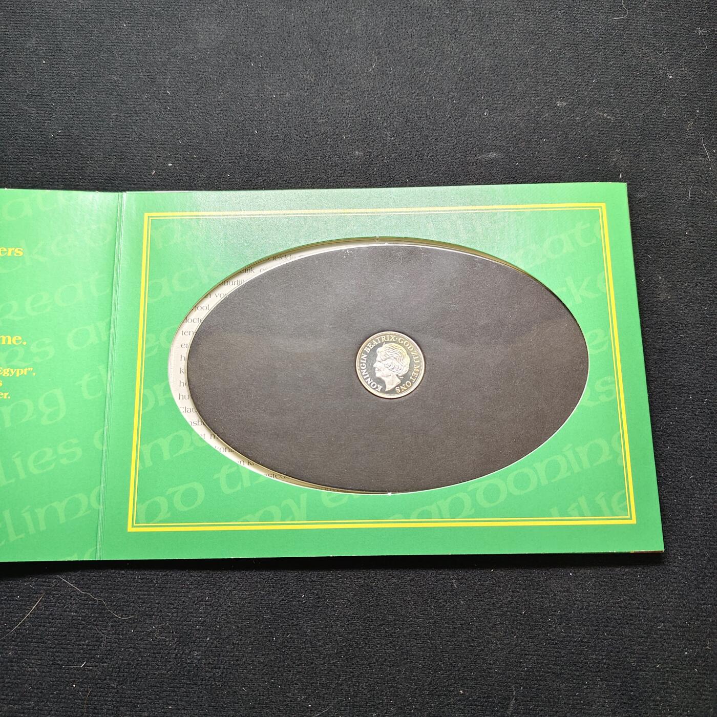 【全场包邮】纯粹捡漏拍479场（免费代拍第16场） 荷兰1990年贝娅特丽克丝女王执政10周年官方封装精制纯银纪念章