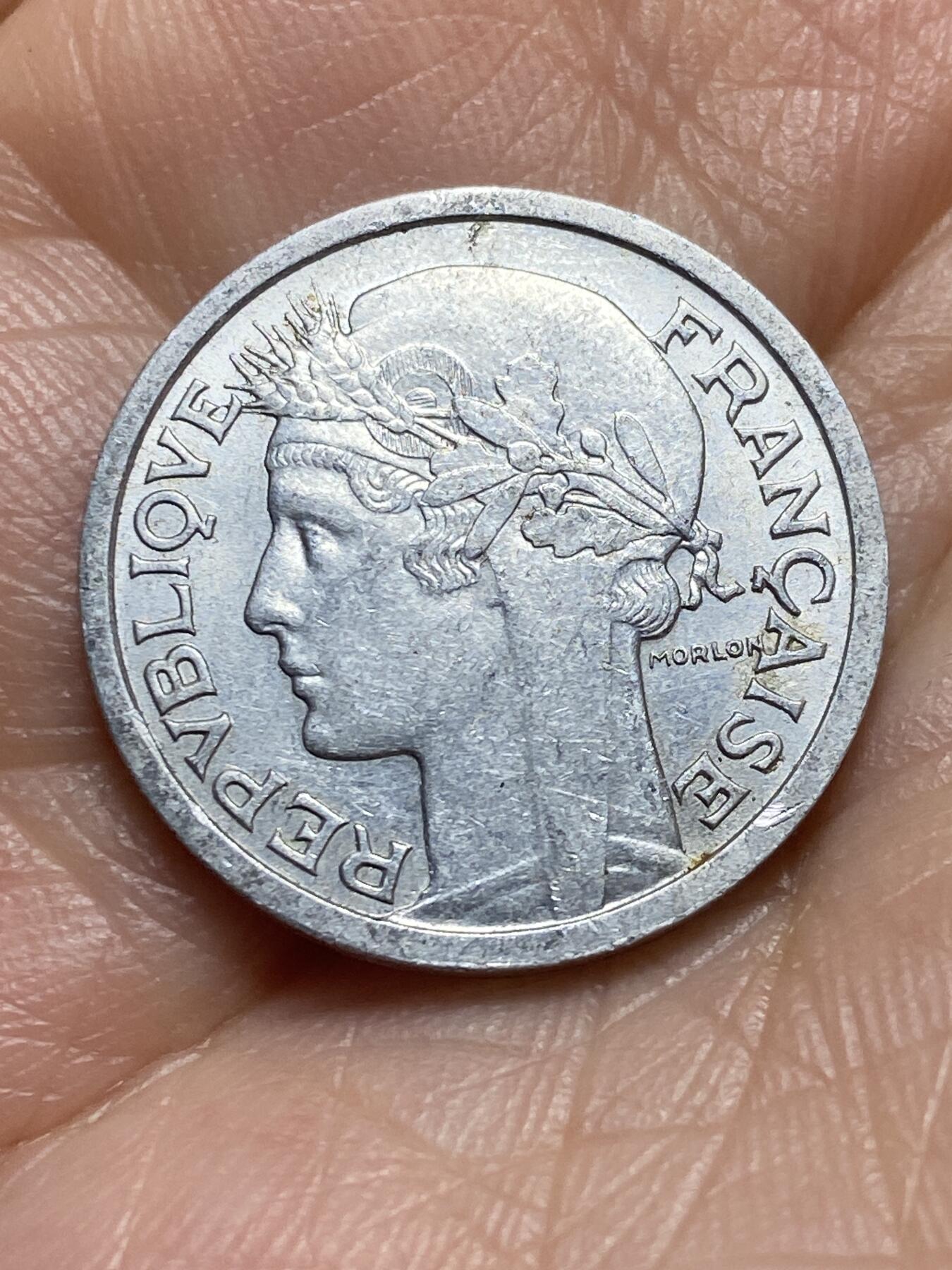 2025年第一百三十一场(总第一百五十七场）外国好品纸夹散币场(免佣金) 法兰西第四共和国1957年1法郎