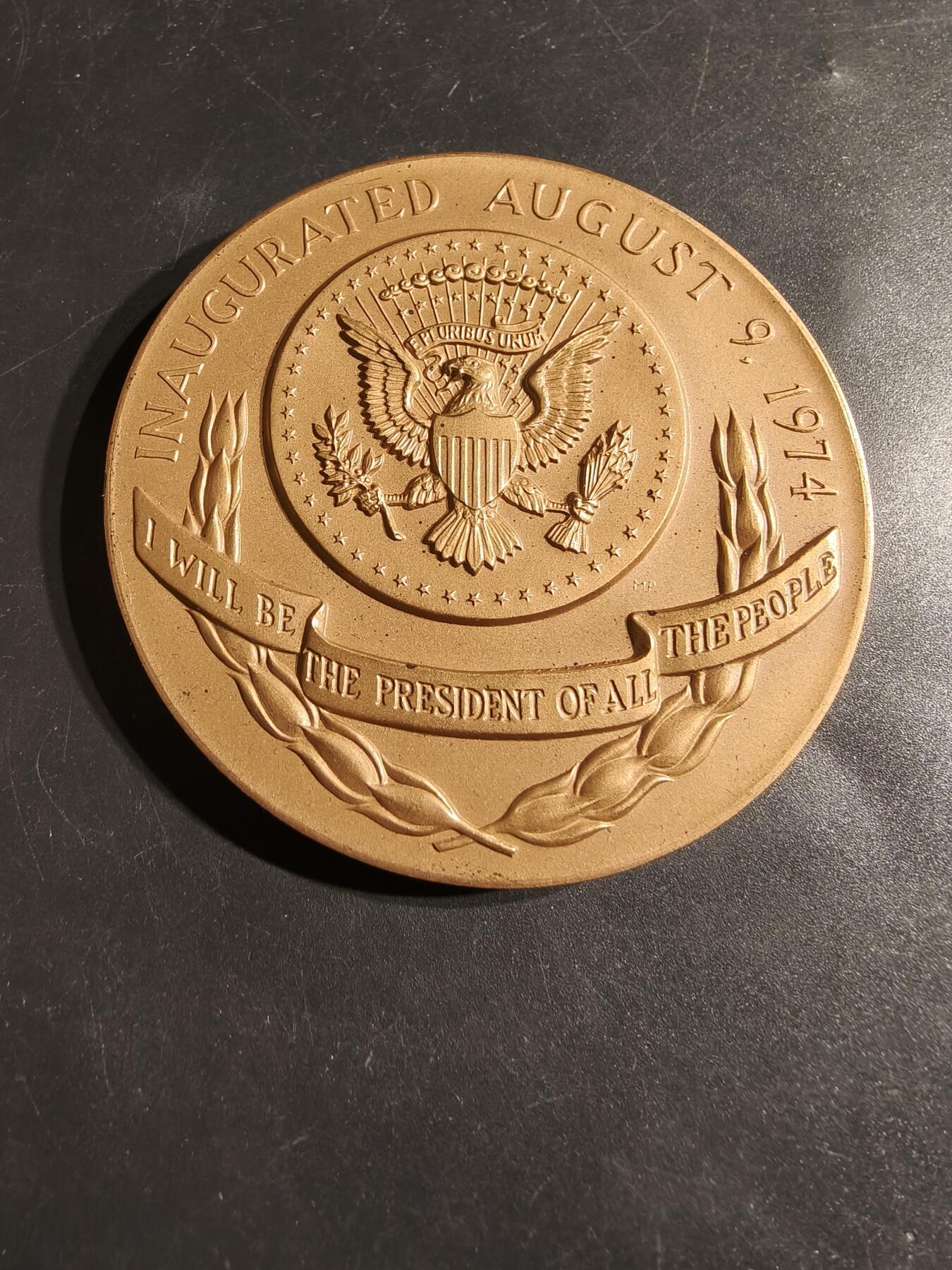 老王徽章第164期 美国铸币局杰拉尔德•福特总统大铜章     原盒     直径76mm.    重量222.2g 