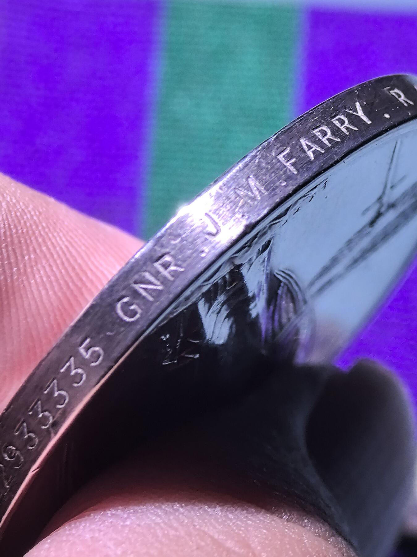 盛世勋华——号角文化勋章邮票专场拍卖第288期 英国常规服役奖章 伊丽莎白二世版 带马来亚条 带边铭 授予英国皇家炮兵队，马来亚条授予 1945-1960年期间镇压马共的英军 少见战斗人员条