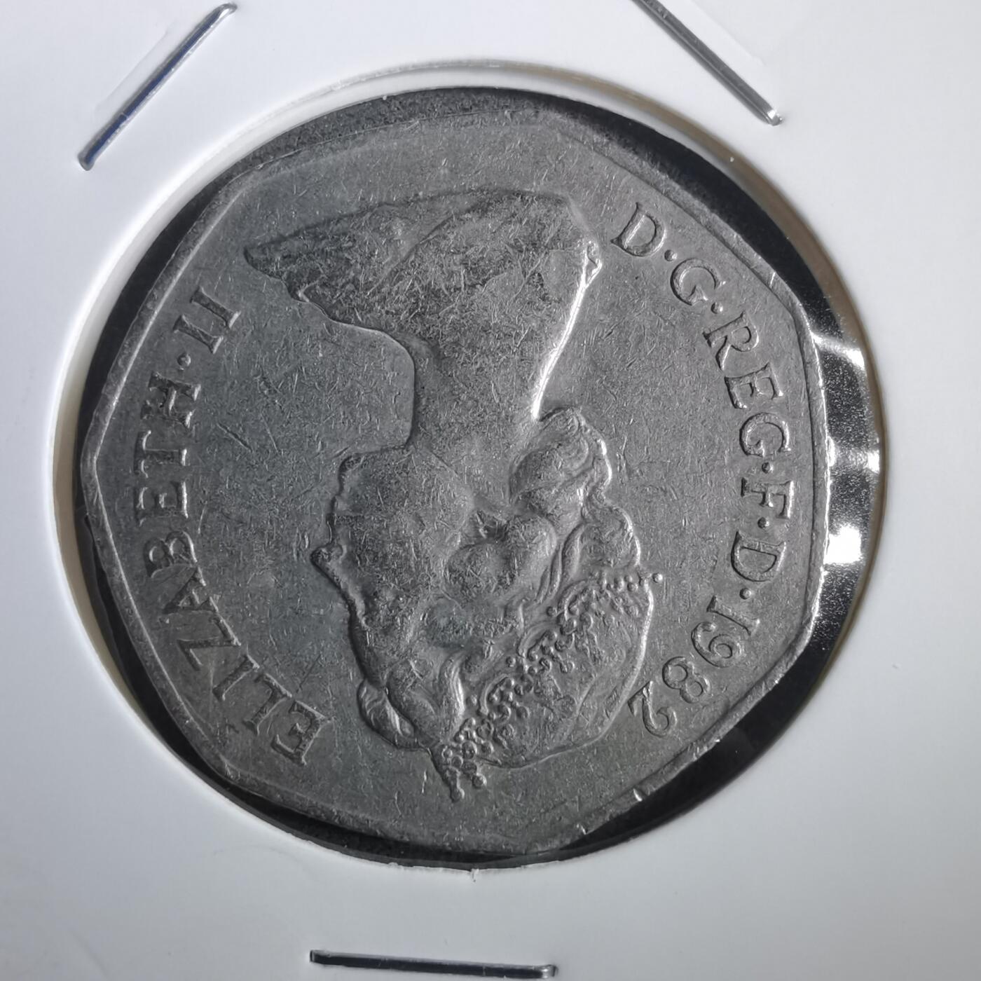 沼泽如烟--第908场 英国1982年50便士