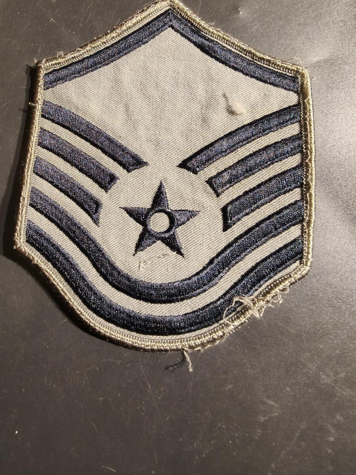 老王徽章第164期 美国空军军士长臂章 