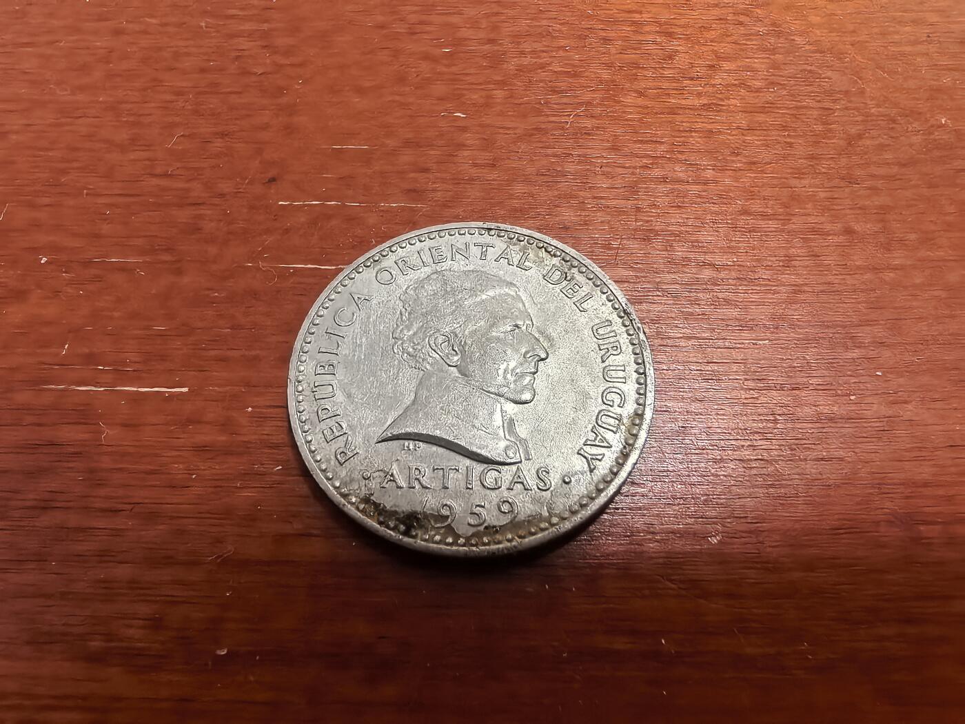 长老汇蛇年精选第七十五场拍卖 1959乌拉圭10分铜镍币，小年