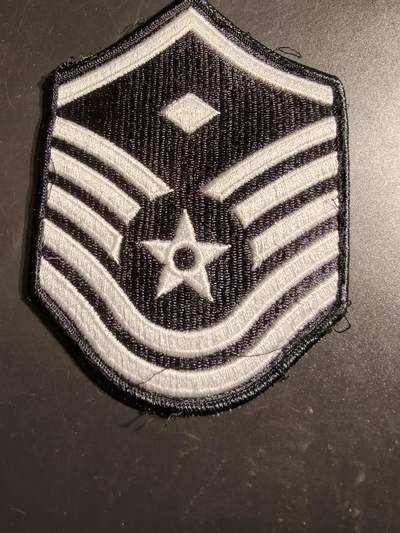 老王徽章第164期 -  美国空军军士长军衔臂章
