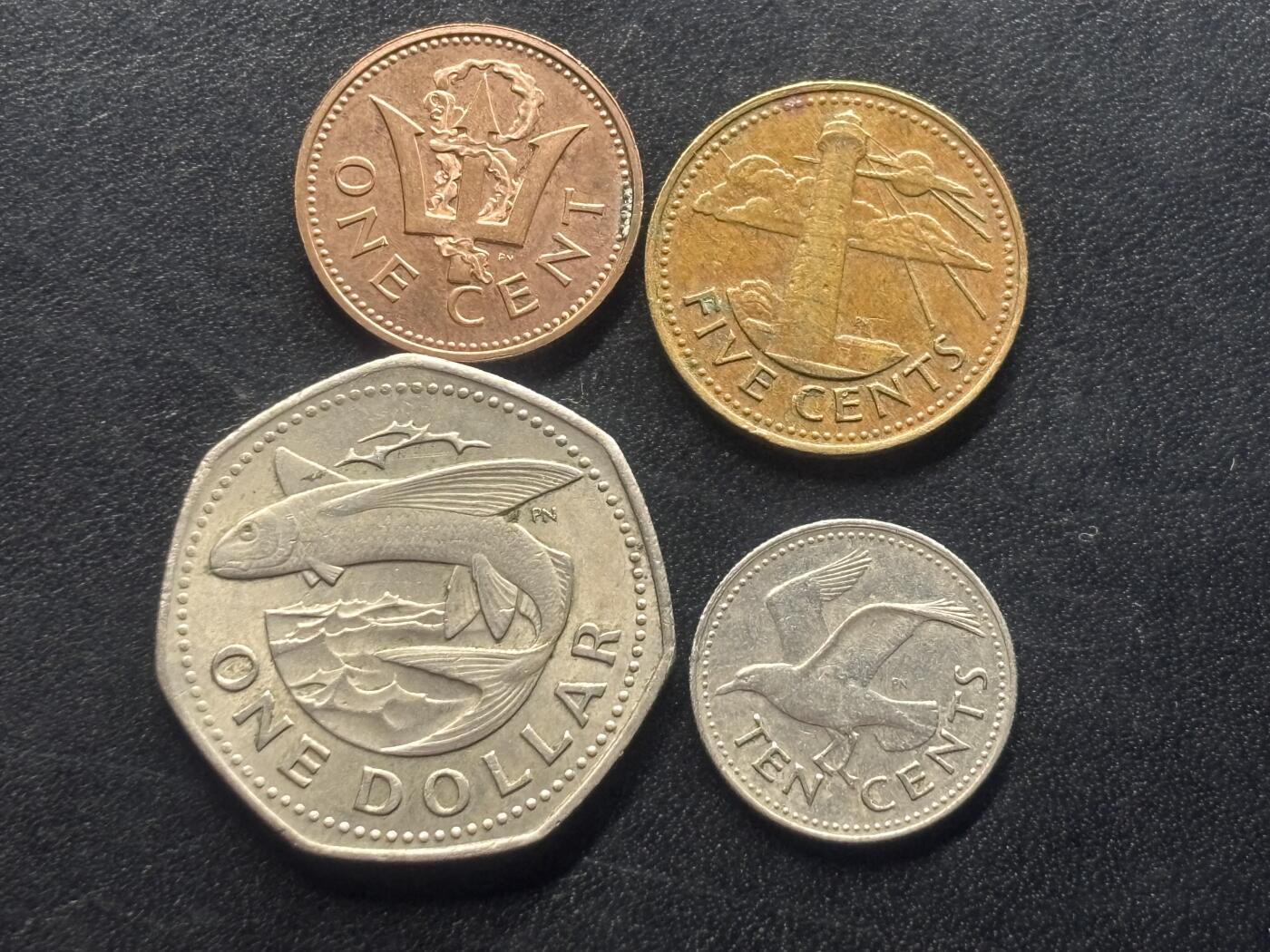 邮泉阁限时拍卖第三十六场 美洲硬币专场（硬币在国外。请付邮费6元。）