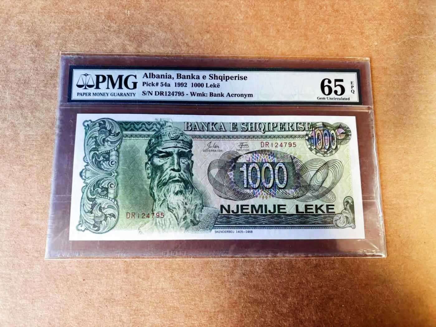 【Blue Auction】世界纸币精拍第753期——18级TOP拍卖/信誉/品质/专业/高效💫  阿尔巴尼亚 1992年1000列克  PMG65EPQ