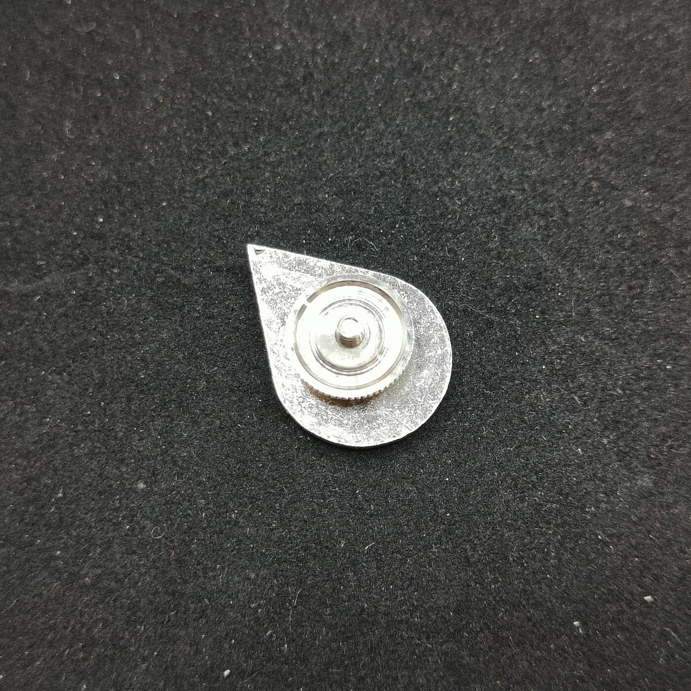 0元起拍勋章 第312期 咸鱼国勋章拍卖专场 11月23日（周日）下午6：00开始 日本珐琅章