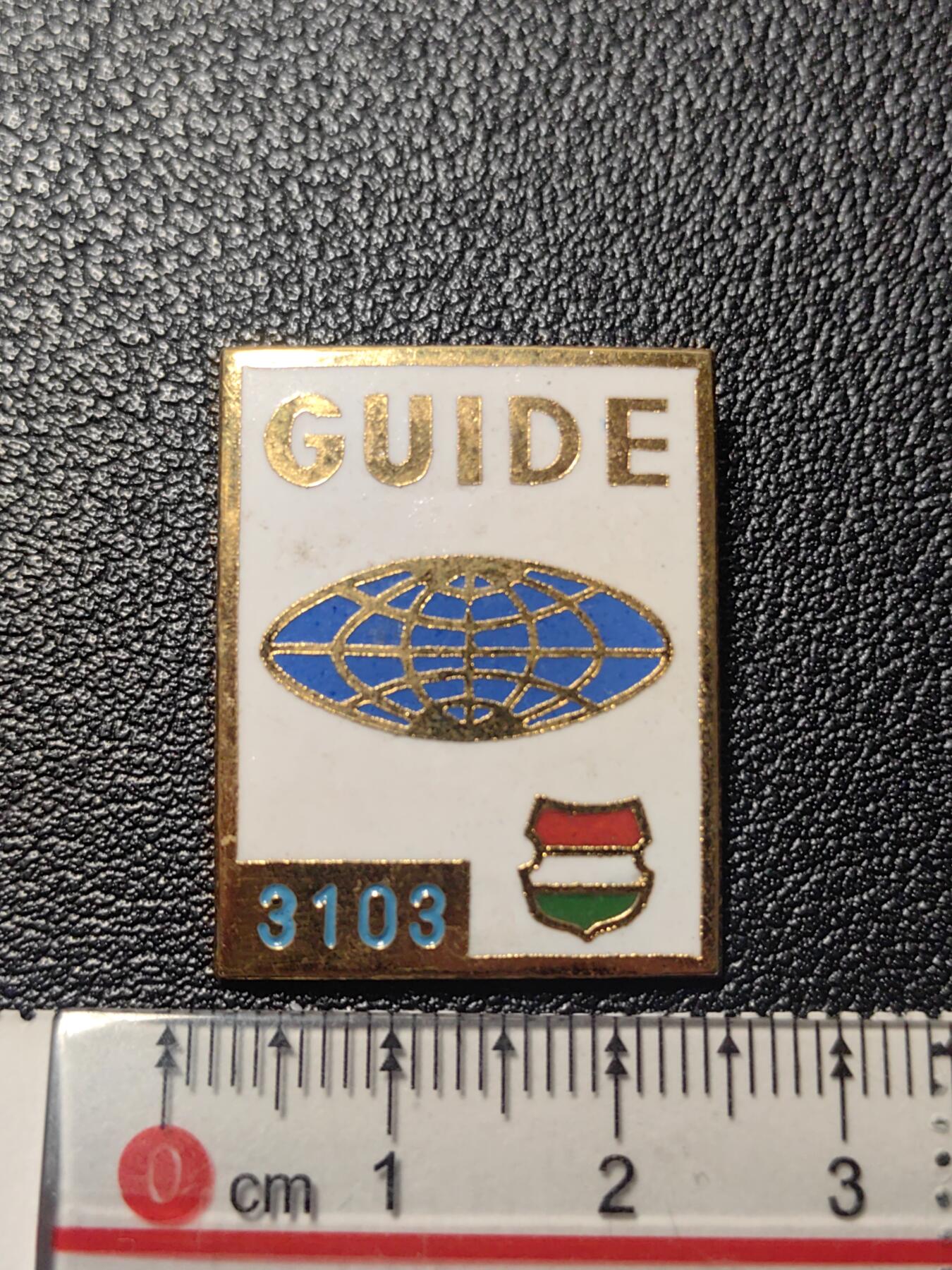 靖甫拍卖第十一场 匈牙利社会主义时期旅游总局外宾导游证章 铜珐琅 每一枚左下角编号不同