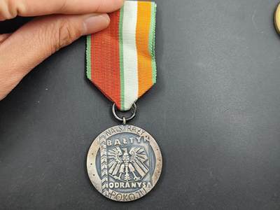 11月18日奖章钱币专场（明天晚上继续更新，太累了今天） - 波兰军事奖章