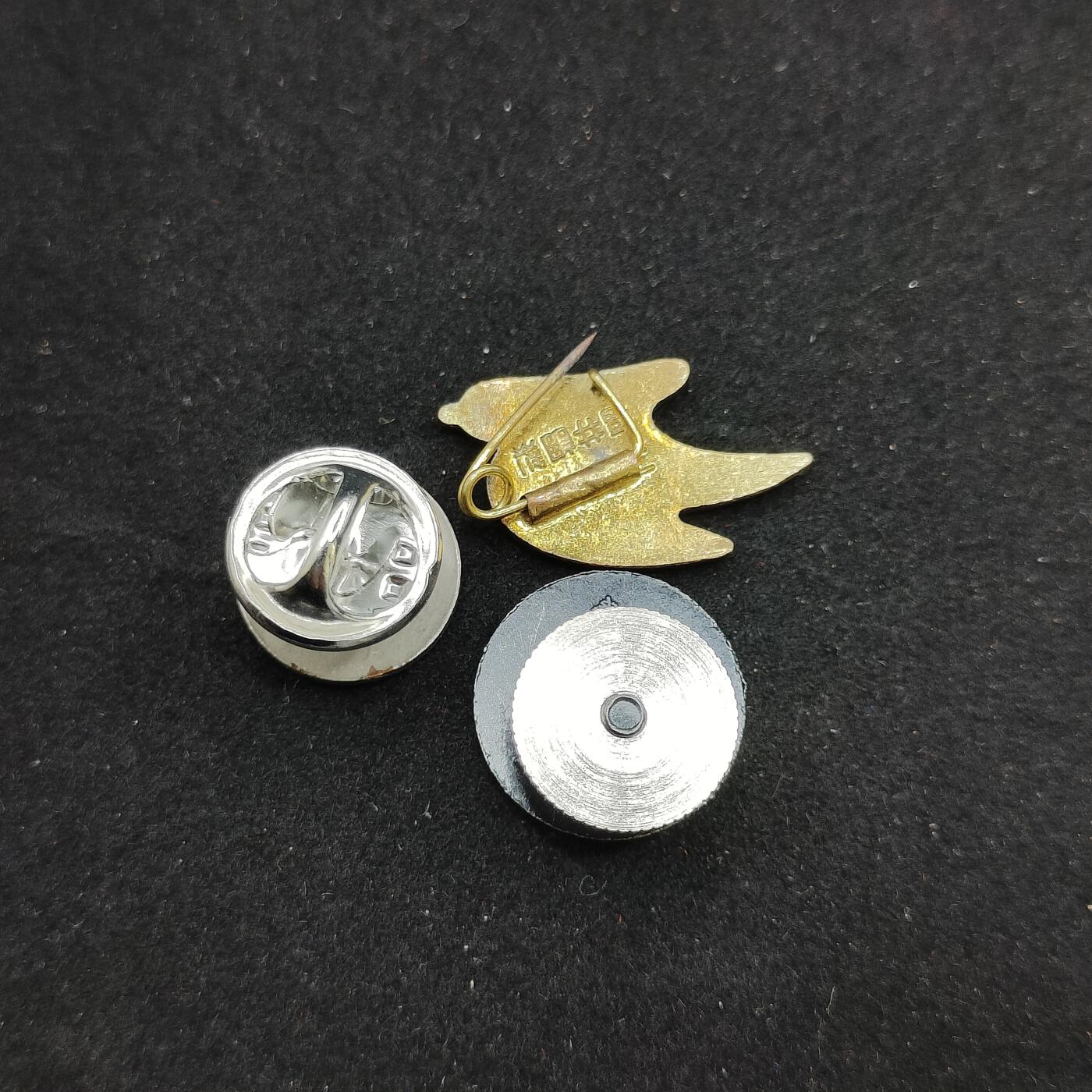 0元起拍勋章 第312期 咸鱼国勋章拍卖专场 11月23日（周日）下午6：00开始 日本徽章三个