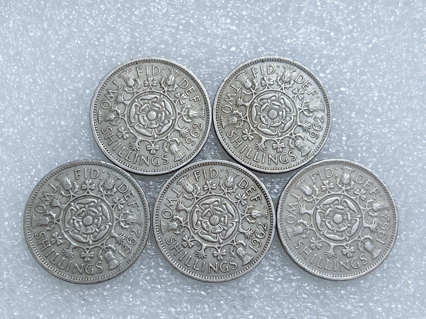 第一海外回流一元起拍收藏 散集专场  第270期 英国1962年2先令硬币 5枚