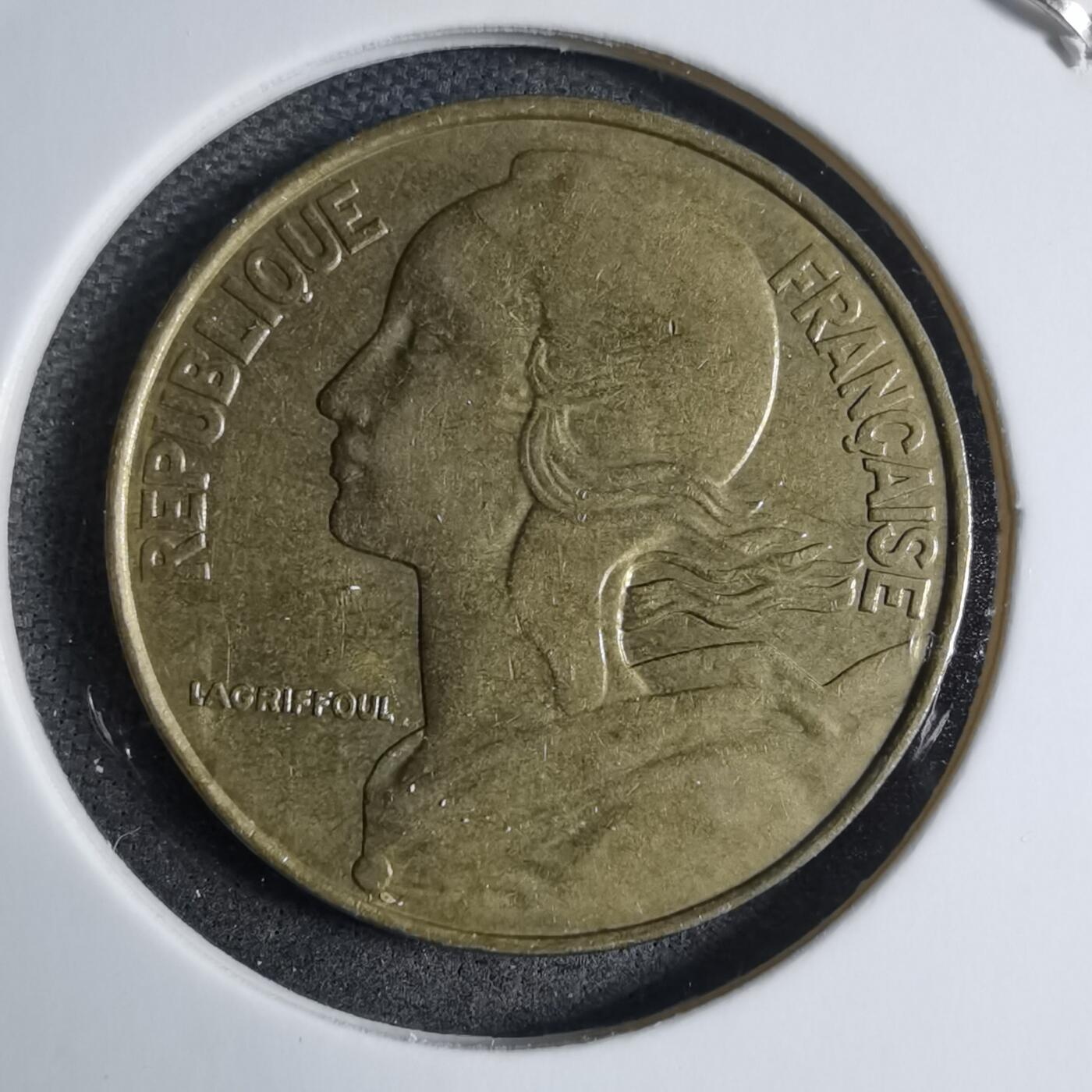 沼泽如烟--第909场 法国1989年20分