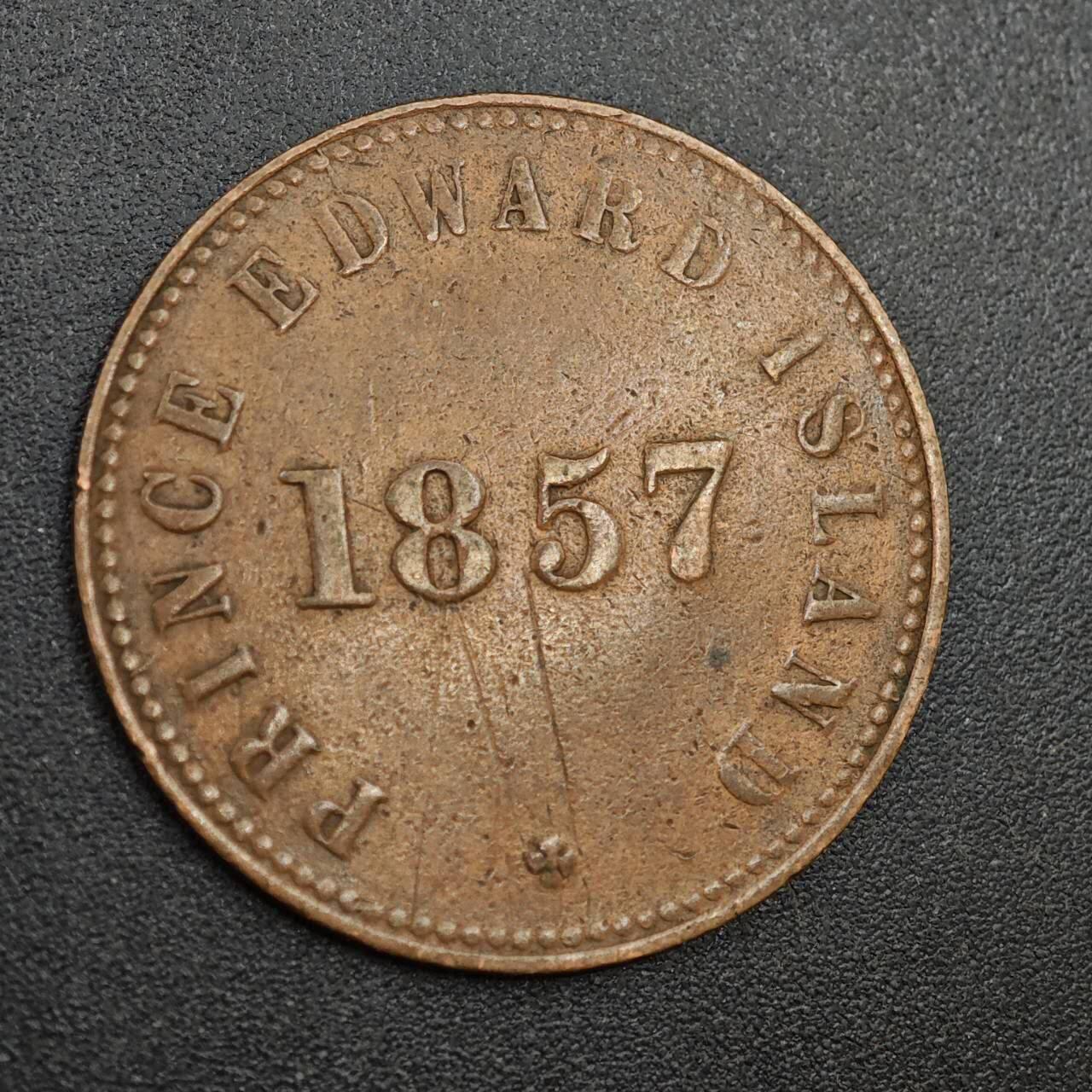 【淘币小摊】实时拍第八百零二拍   散币场   满百包邮可预留二周 每周一统一发货   爱德华王子岛1851年自治政府自由贸易一分铜币代币