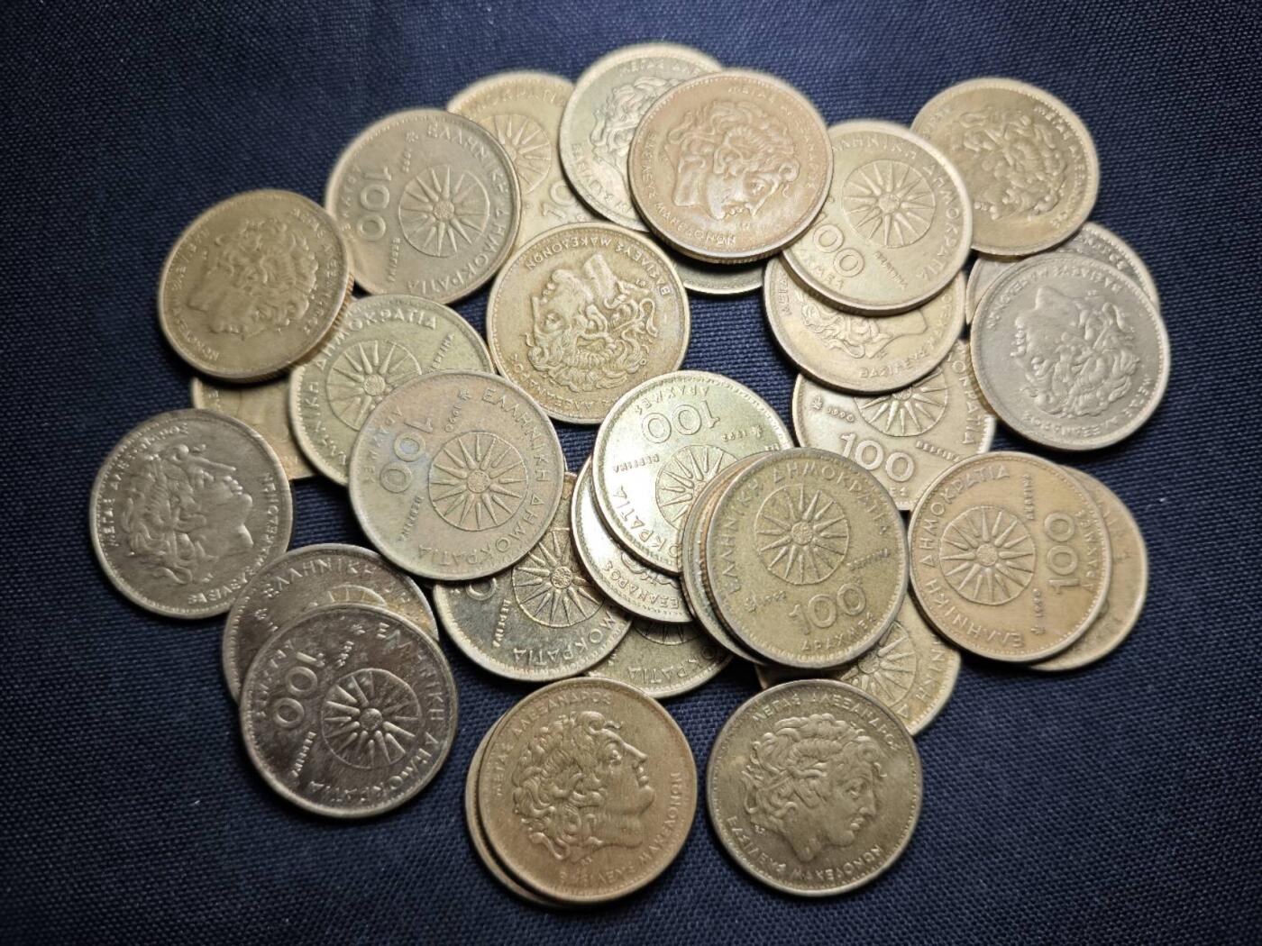 KK钱币收藏小铺 （套币 好品/批量散币 银币）专场  2月预留时间 周末发货  希腊100德拉克马一组32枚！