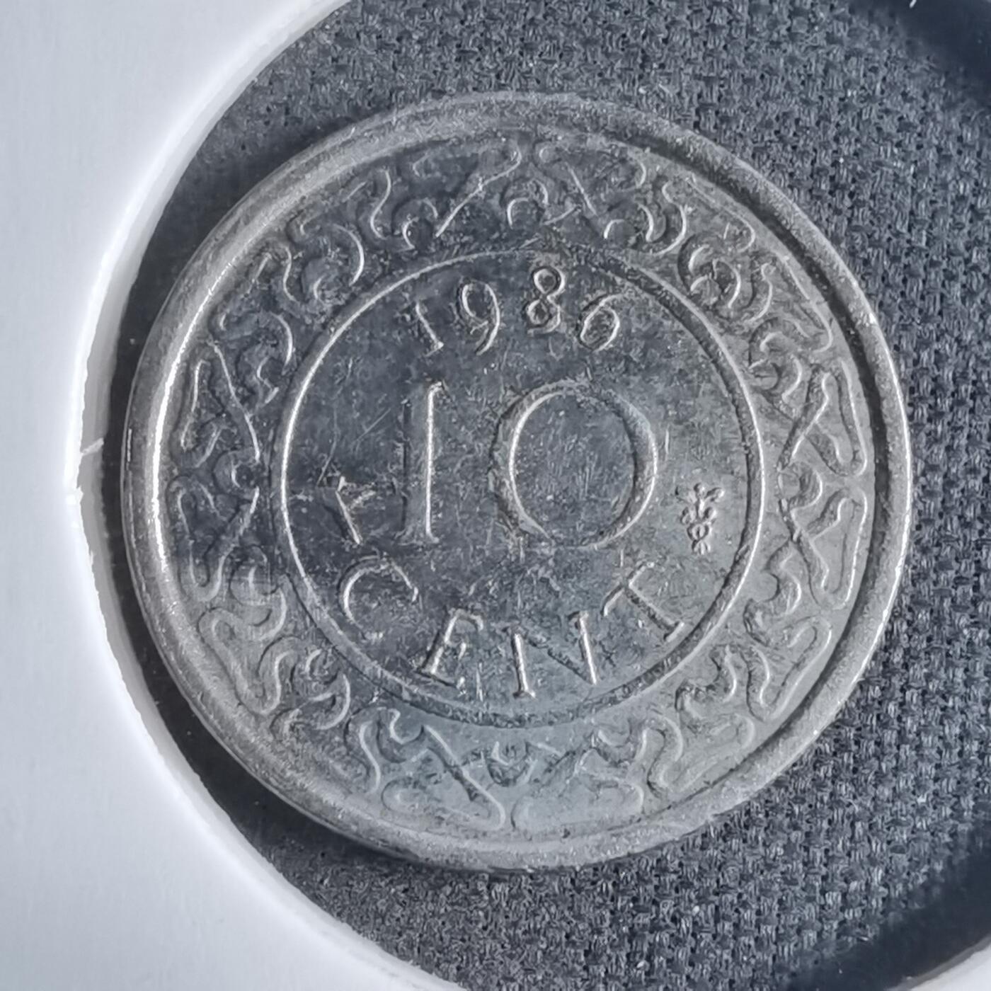 沼泽如烟--第909场 苏里南1986年十分