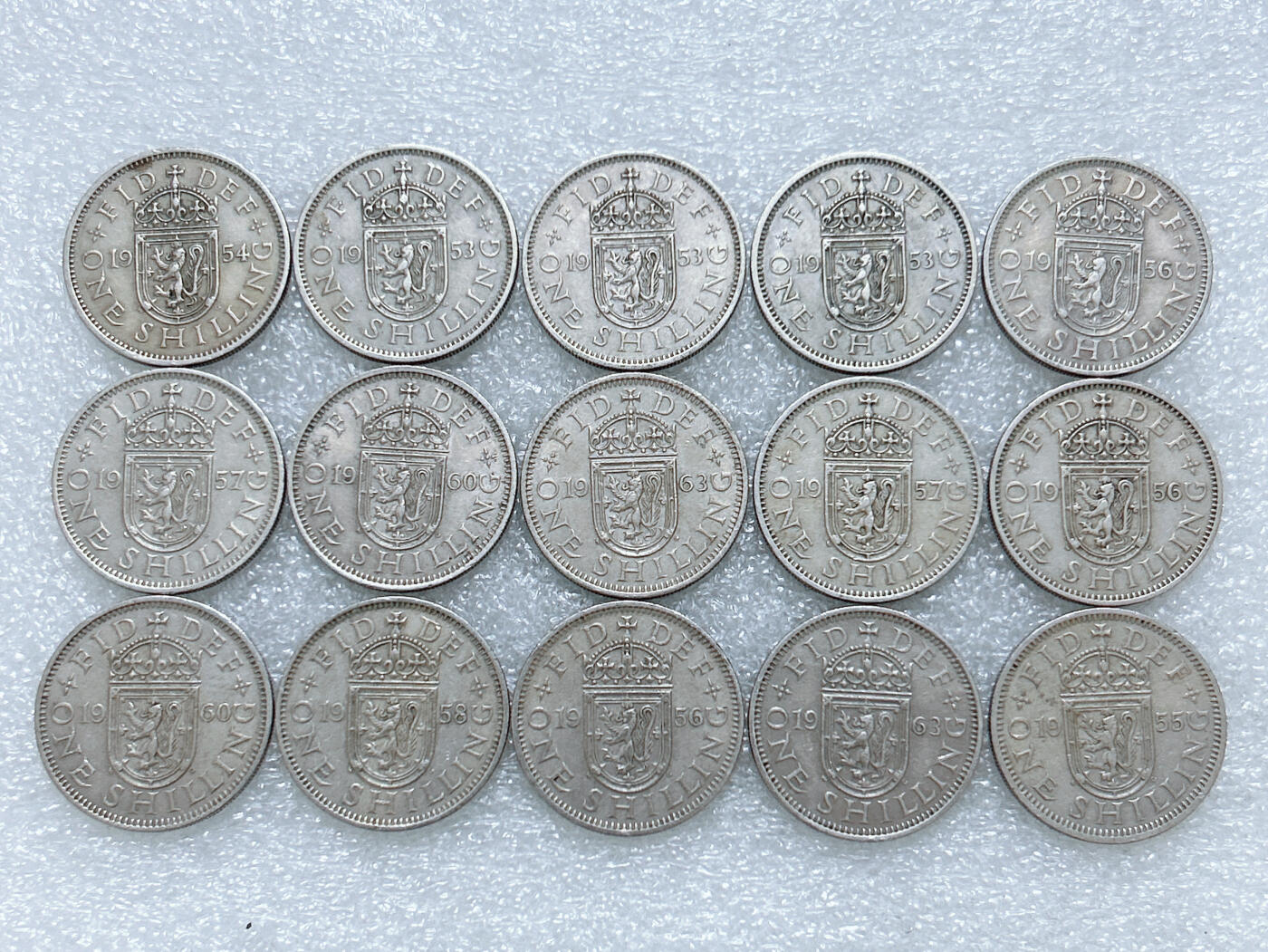 第一海外回流一元起拍收藏 散集专场  第270期 英国站狮版1先令硬币 15枚