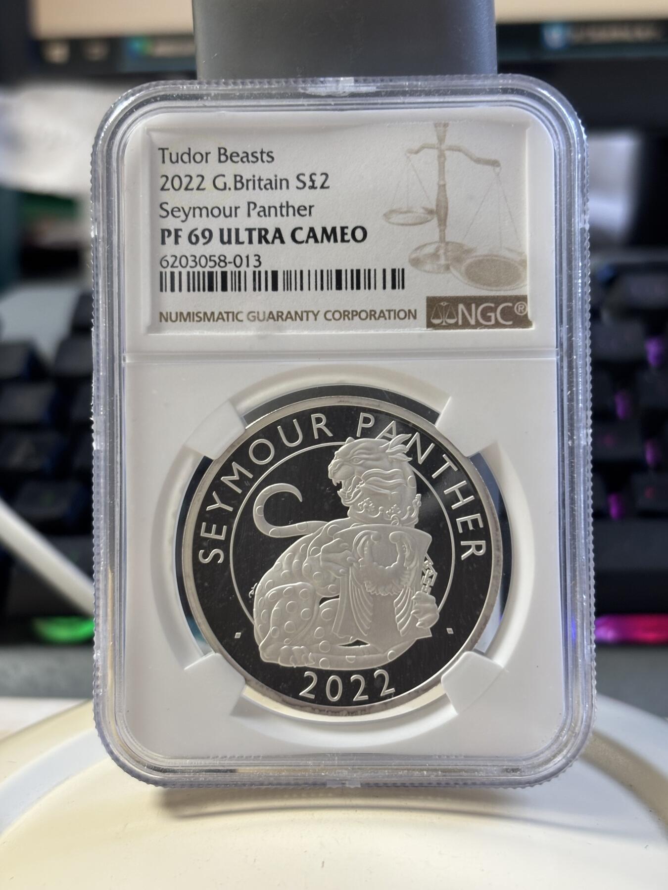 第182期拍卖 英国2022年都铎王朝神兽西摩豹1盎司精制纪念银币NGC-PF69原盒证书，999银，发行量7010枚