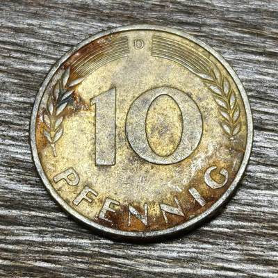 【铜匠收藏】★第132场★散币场，无佣金，30包邮。不满30元，支付5元运费。《接受代拍 代送NGC评级》 - 西德联邦德国 1950年 10芬尼 铜币 