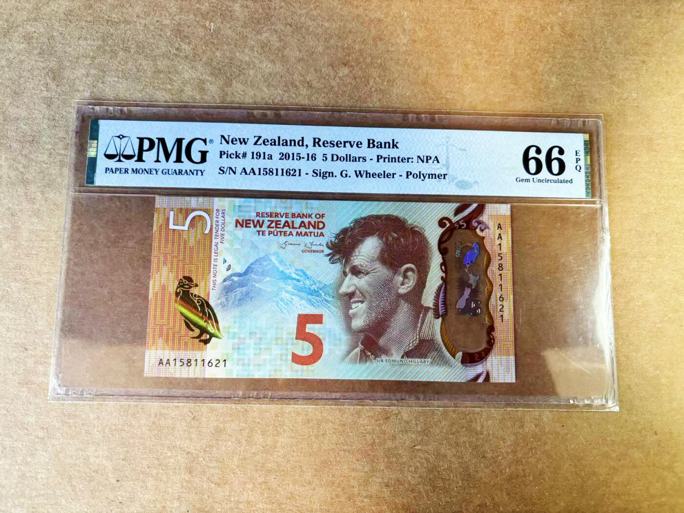 【Blue Auction】世界纸币精拍第753期——18级TOP拍卖/信誉/品质/专业/高效💫 【AA冠无47 获奖钞】新西兰 2015-16年5元 PMG66EPQ