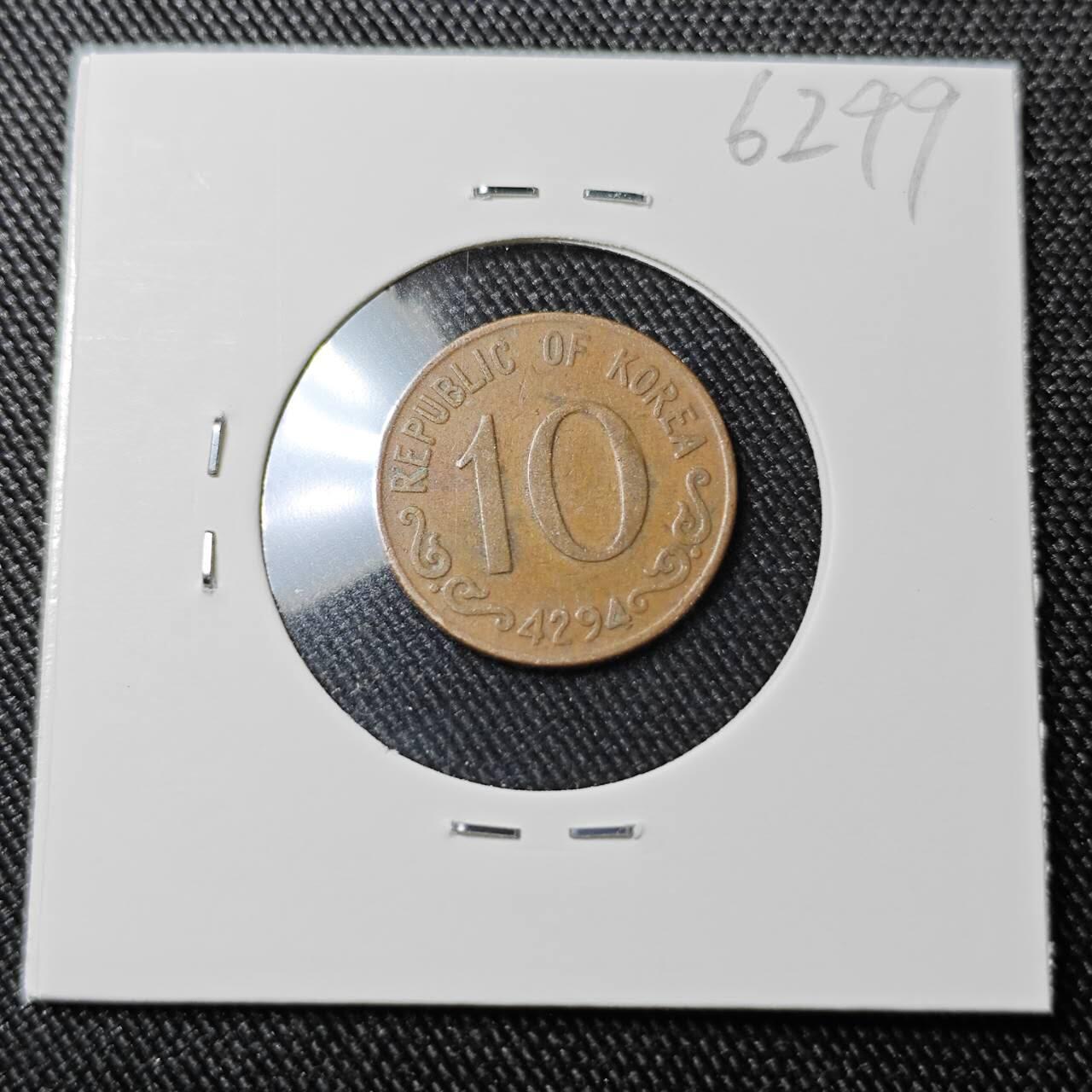 KK钱币收藏小铺  第362场  2月预留时间 周末发货  4294韩国10韩元 早期年份