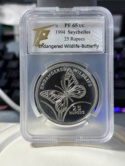第182期拍卖 - 塞舌尔1994年珍稀动物系列蝴蝶纪念银币TQG-PF65，925银，28.28克