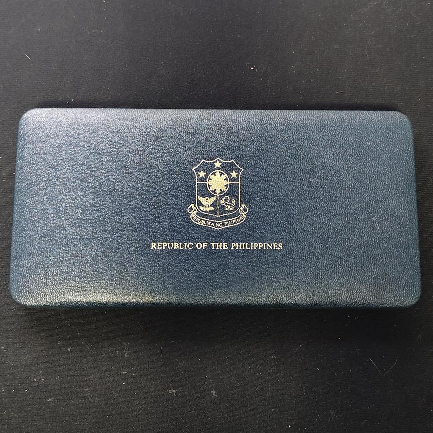 【全场包邮】纯粹捡漏拍479场（免费代拍第16场） 菲律宾1977年官方精制套币-盒证全