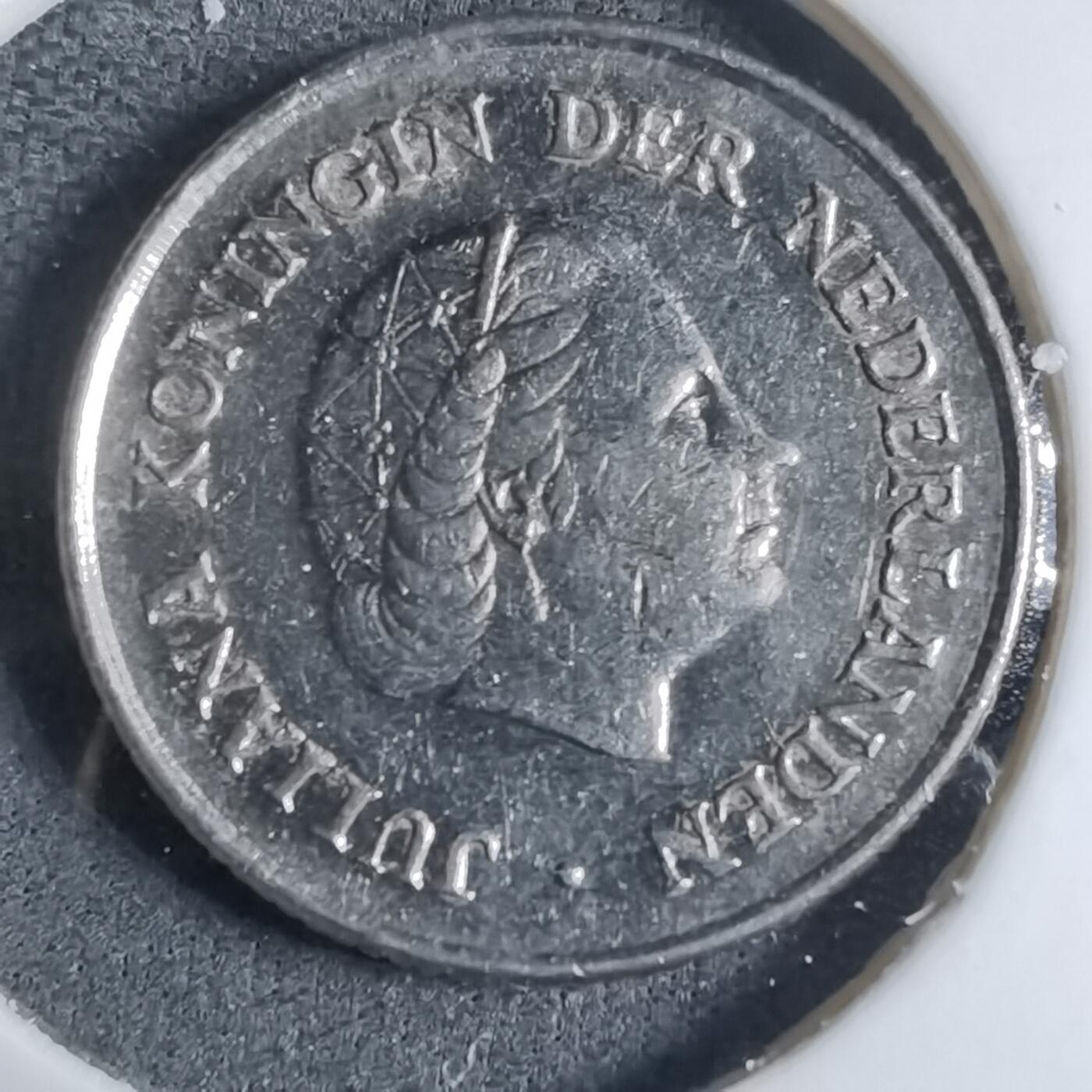 沼泽如烟--第909场 荷兰1973年25分