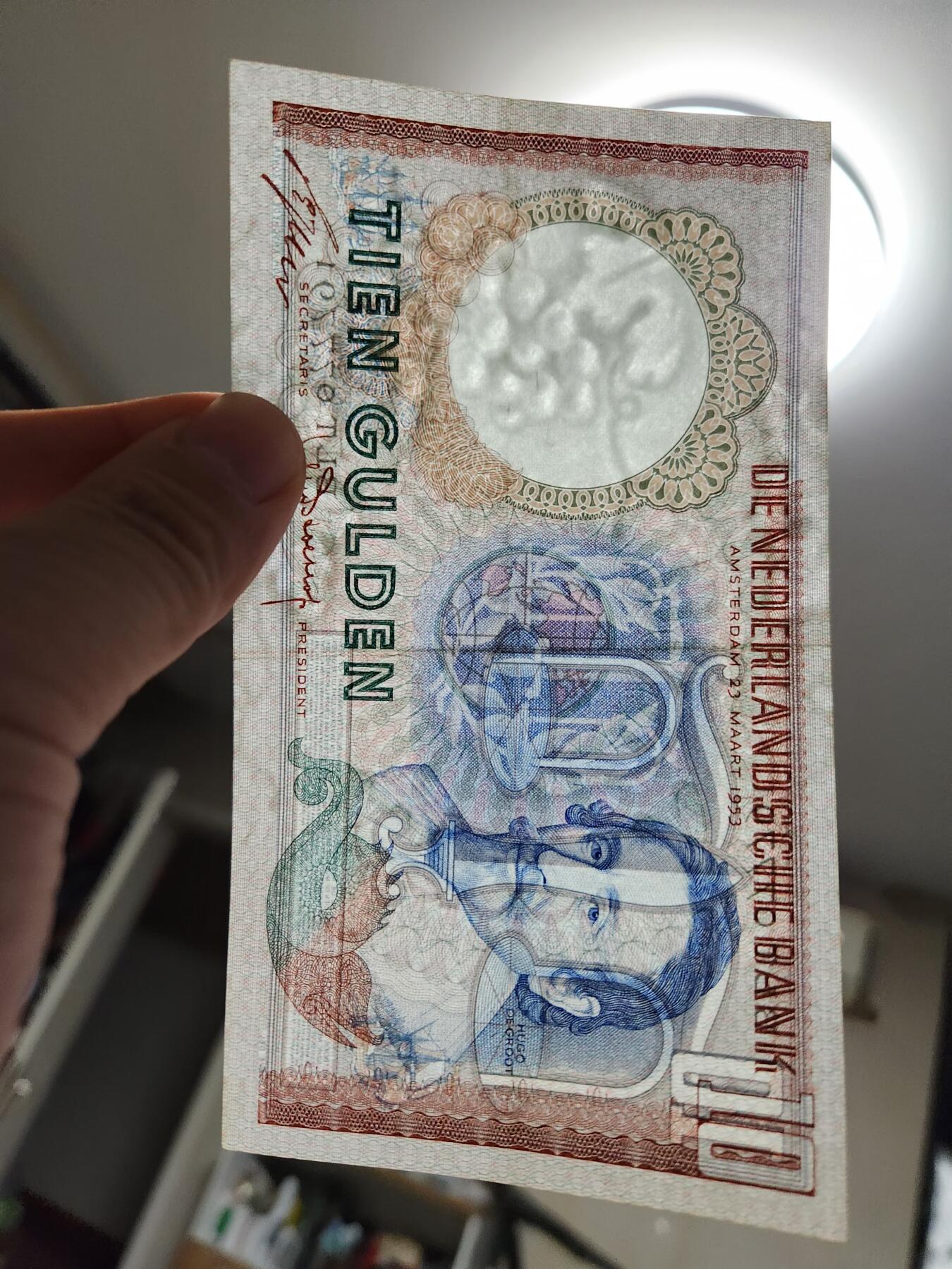 11月23号晚上8点 外国纸币自动截拍第63场 荷兰，10极美品原票