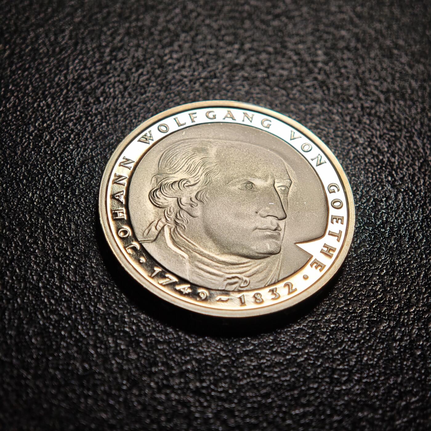 【德藏】世界币章拍卖第154期（拍品征集中~欢迎藏友联系） 1982年 德国哥德逝世150周年5马克纪念镍币 直径约：28.9mm；重约：10g