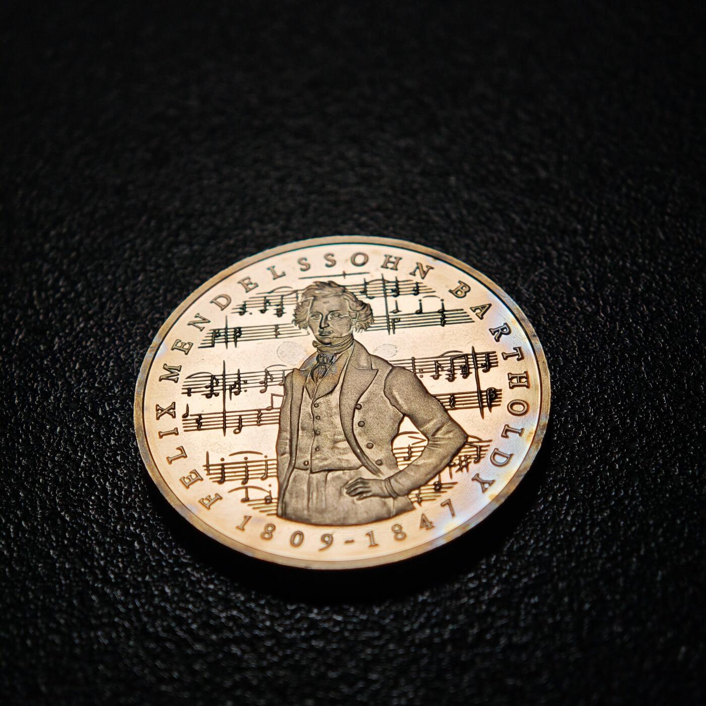 【德藏】世界币章拍卖第154期（拍品征集中~欢迎藏友联系） 1984年 德国钢琴演奏家费利克斯·门德尔松诞辰175周年5马克纪念镍币 直径约：28.9mm；重约：10g
