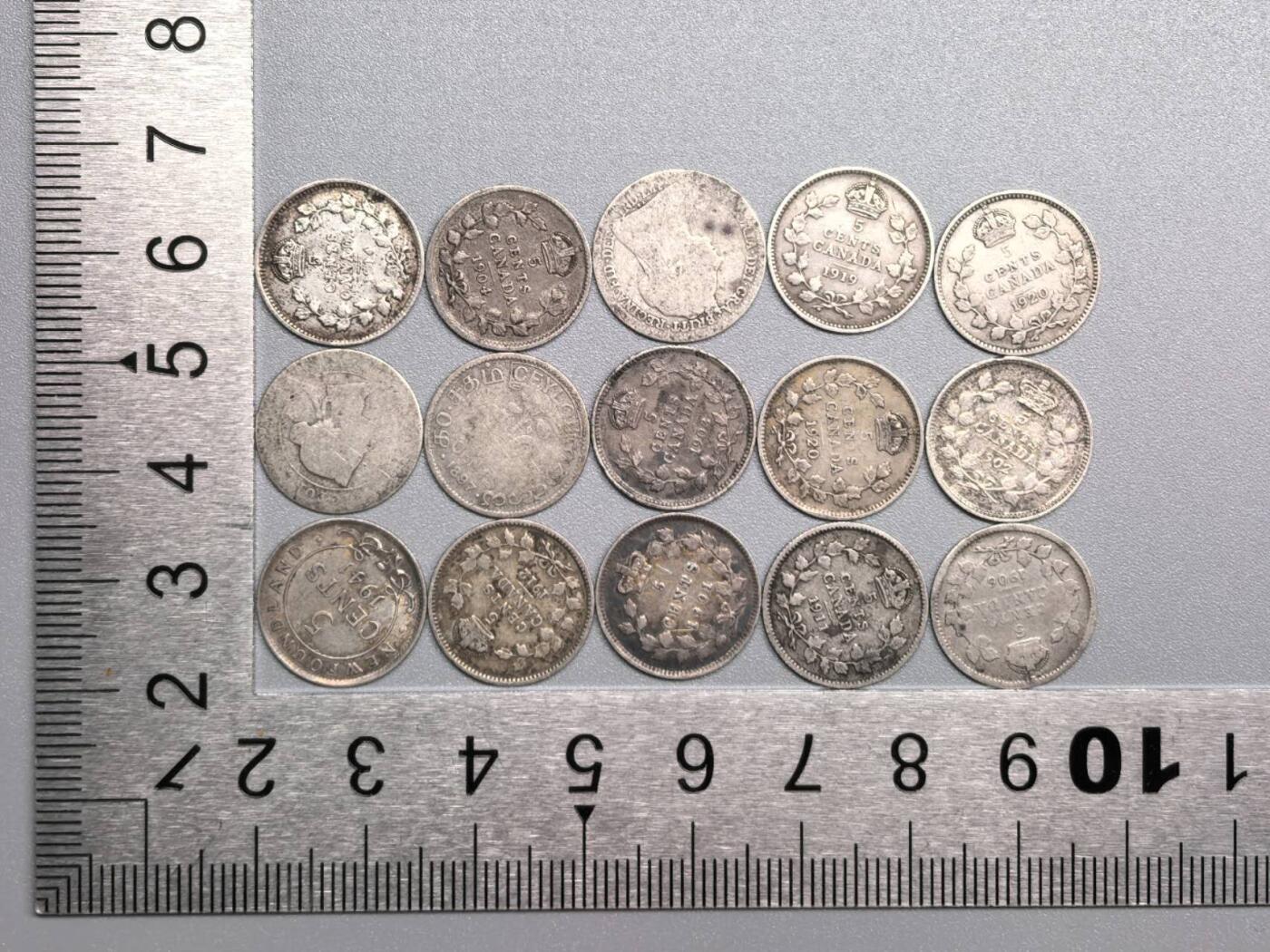 小驴勋章奖章收藏11月22日周六晚六点拍卖（珍爱和平，收藏战争，铭记历史，勿忘国耻，忠党爱国。有偿代拍，送拍规则在简介最后，参拍须阅读规则后再参拍，关系到运费包装发货时效真假辨别等关键信息，拍卖时不再发原图，看大图店主微信码在拍卖店铺介绍里） 18XX、19XX年5分银币一组，17克