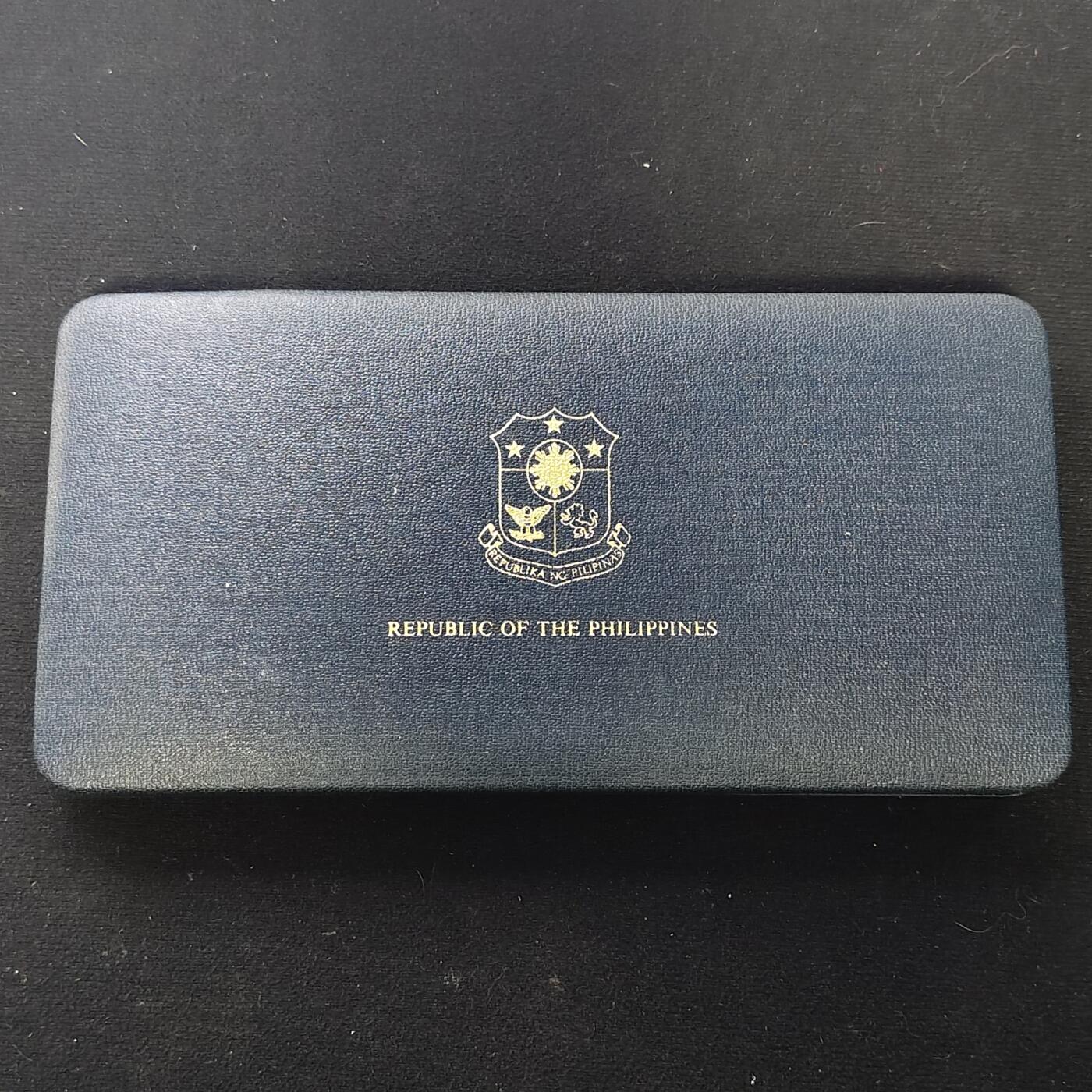 【全场包邮】纯粹捡漏拍479场（免费代拍第16场） 菲律宾1976年官方精制套币-盒证全