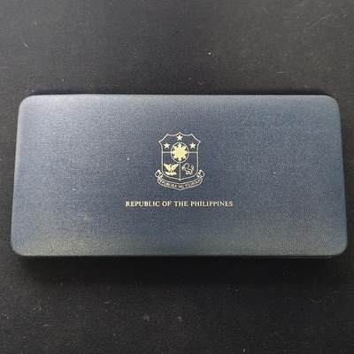 【全场包邮】纯粹捡漏拍479场（免费代拍第16场） - 菲律宾1976年官方精制套币-盒证全