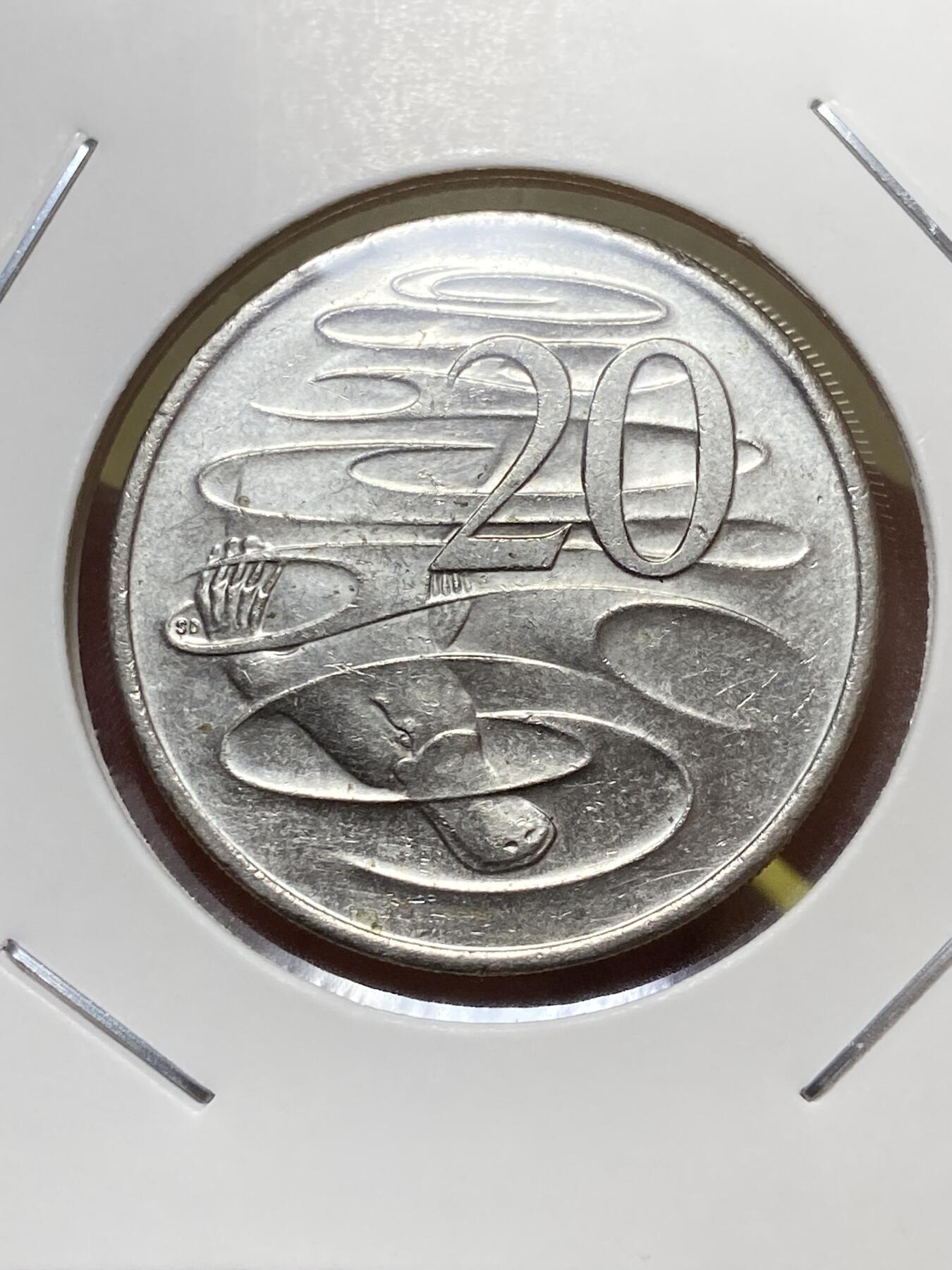 2025年第一百三十一场(总第一百五十七场）外国好品纸夹散币场(免佣金) 较少见–澳大利亚🇦🇺2021年20分(伊丽莎白二世老年第二版头像)