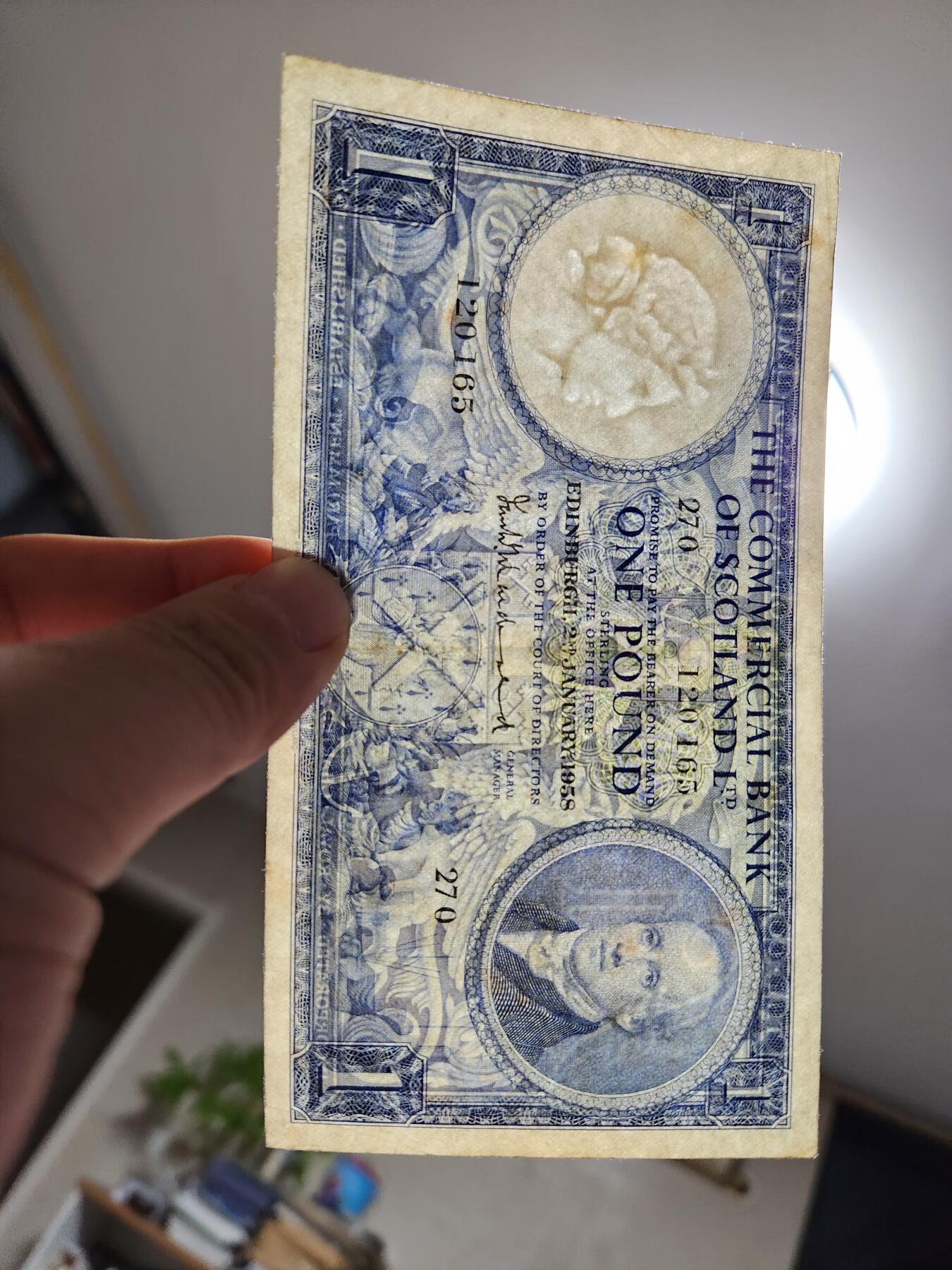 11月22号晚上8点 外国纸币自动截拍第62场 苏格兰商业银行1镑 稀少