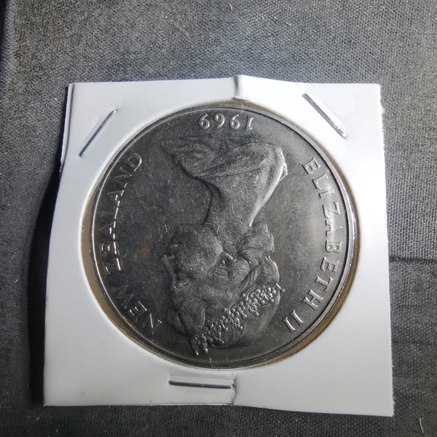 沼泽如烟--第910场 新西兰1969年一元纪念币