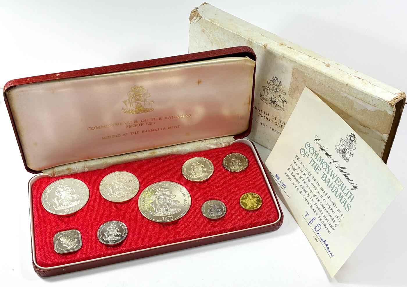 【雨安】【直播拍卖】【世界币章115期-裸币】2025-11-21 周五 19:30 保真 [现代套币] Bahamas 巴哈马 套币 精制套币 1974年 含纯银约90克