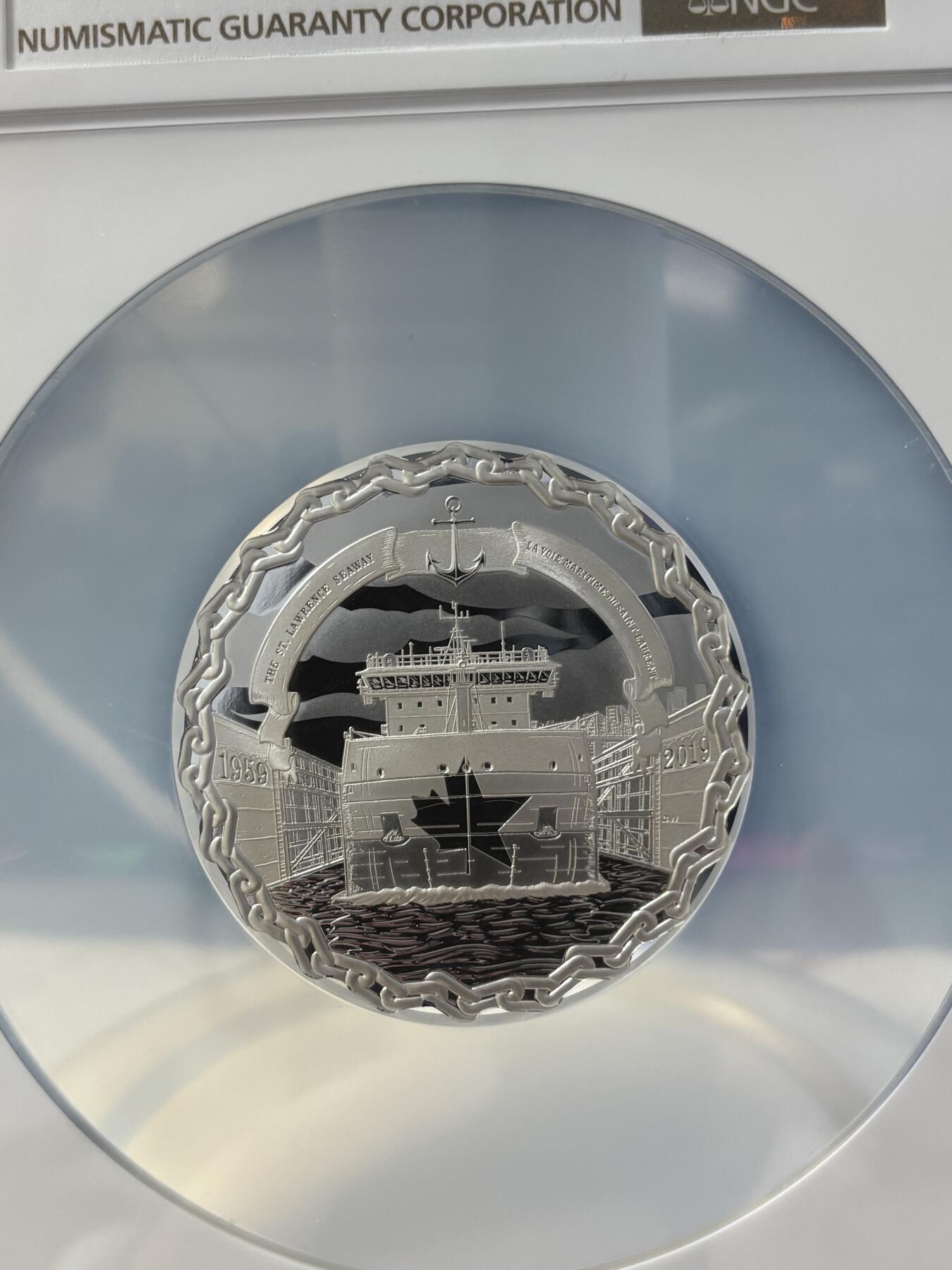 第182期拍卖 加拿大2019年圣劳伦斯海道60周年2盎司波纹边银币NGC-PF70原盒证书，9999银，62.694克，发行2000枚